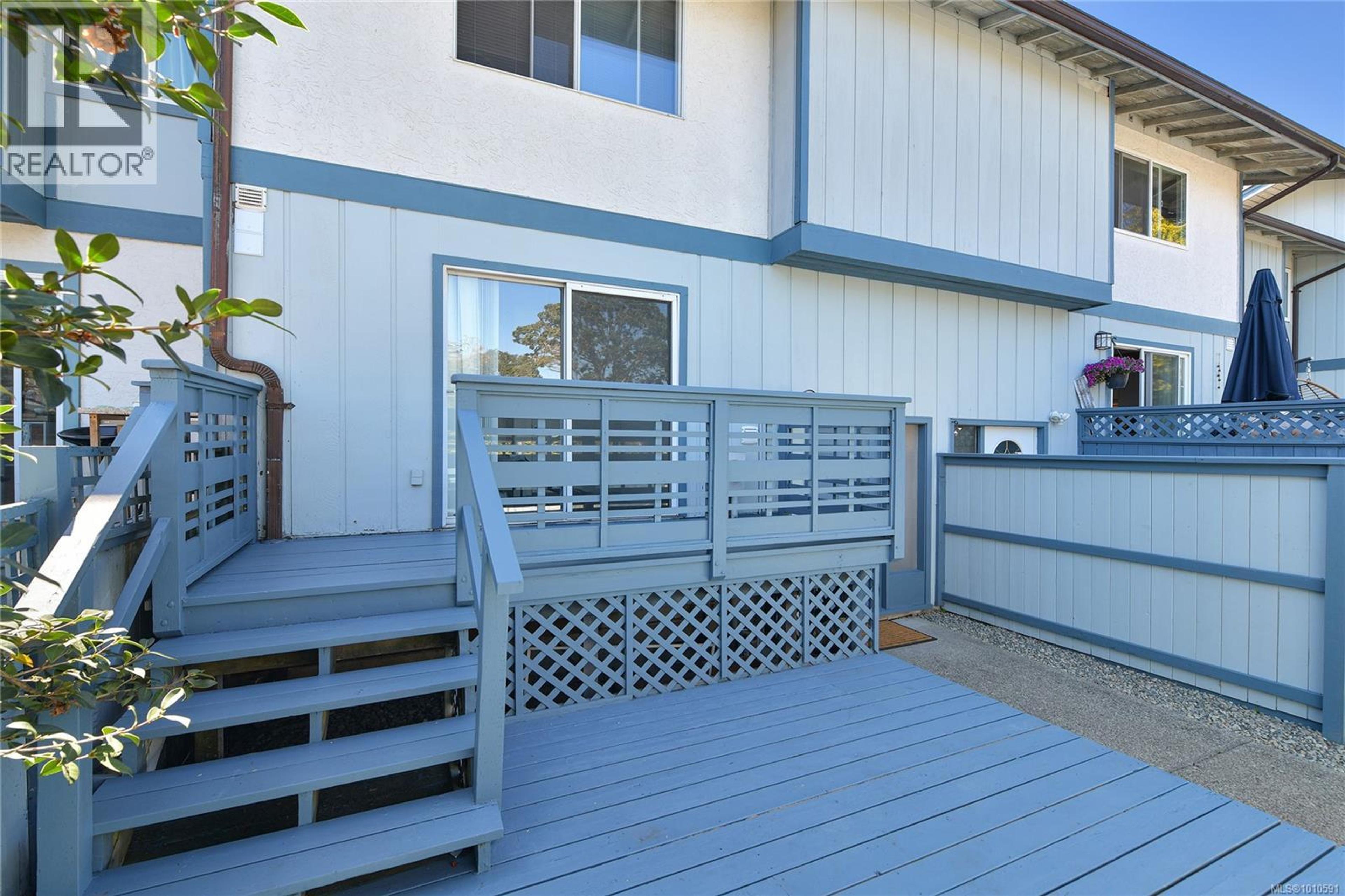 #12 3987 GORDON HEAD RD - Image 2