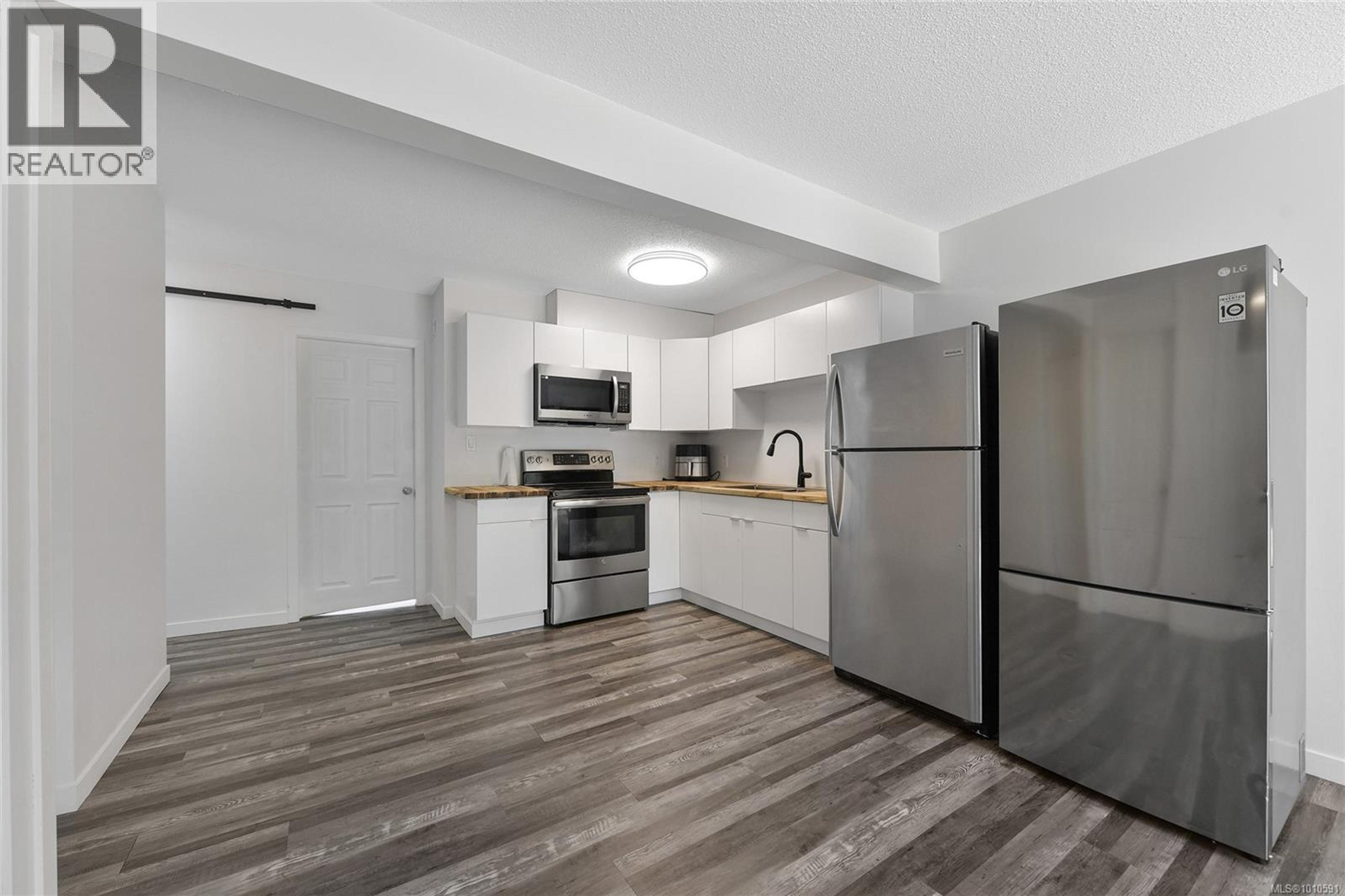 #12 3987 GORDON HEAD RD - Image 8