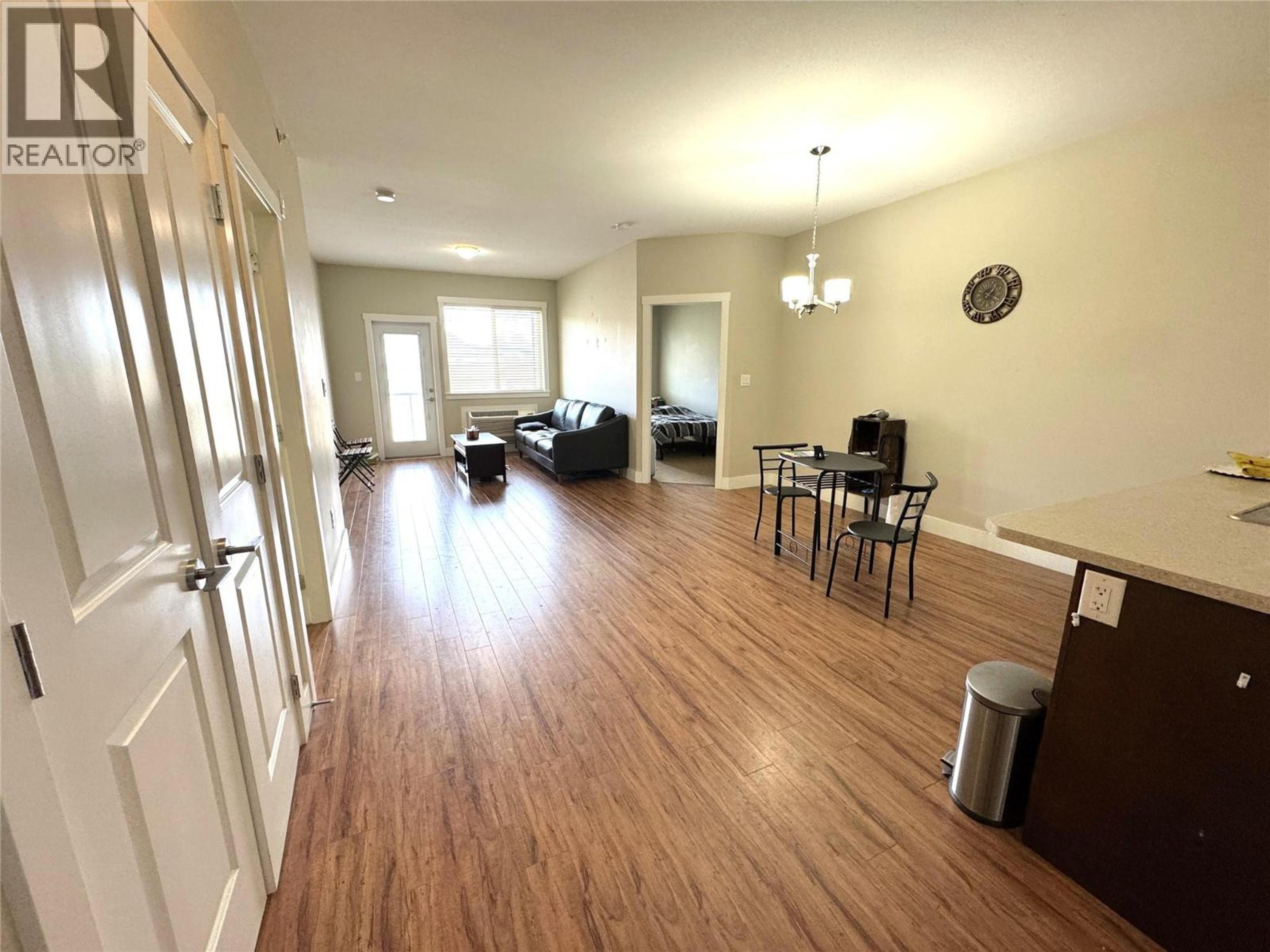 #302 1701 MENZIES STREET - Image 6