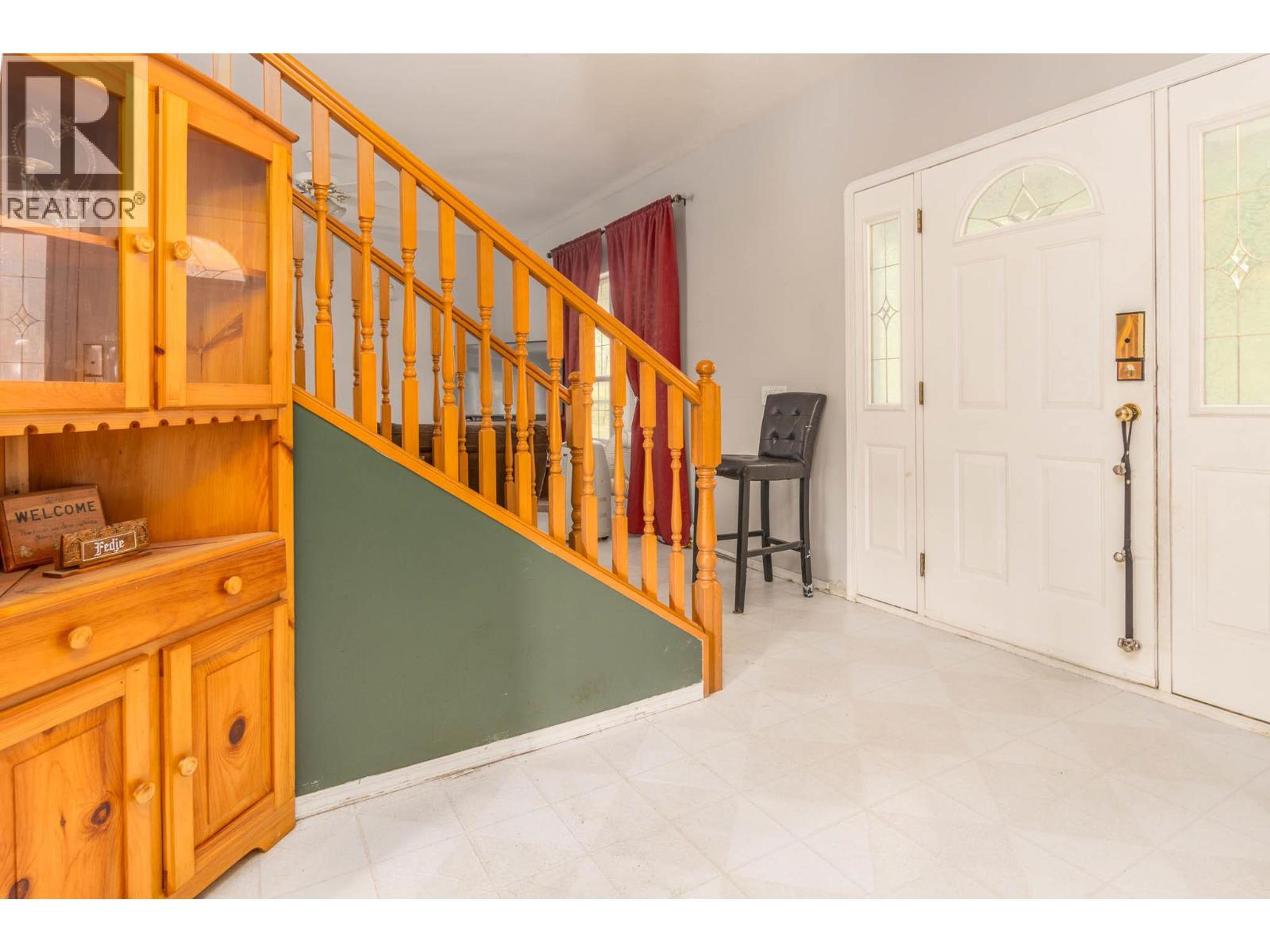 3695 MALAKWA LOOP ROAD - Image 18