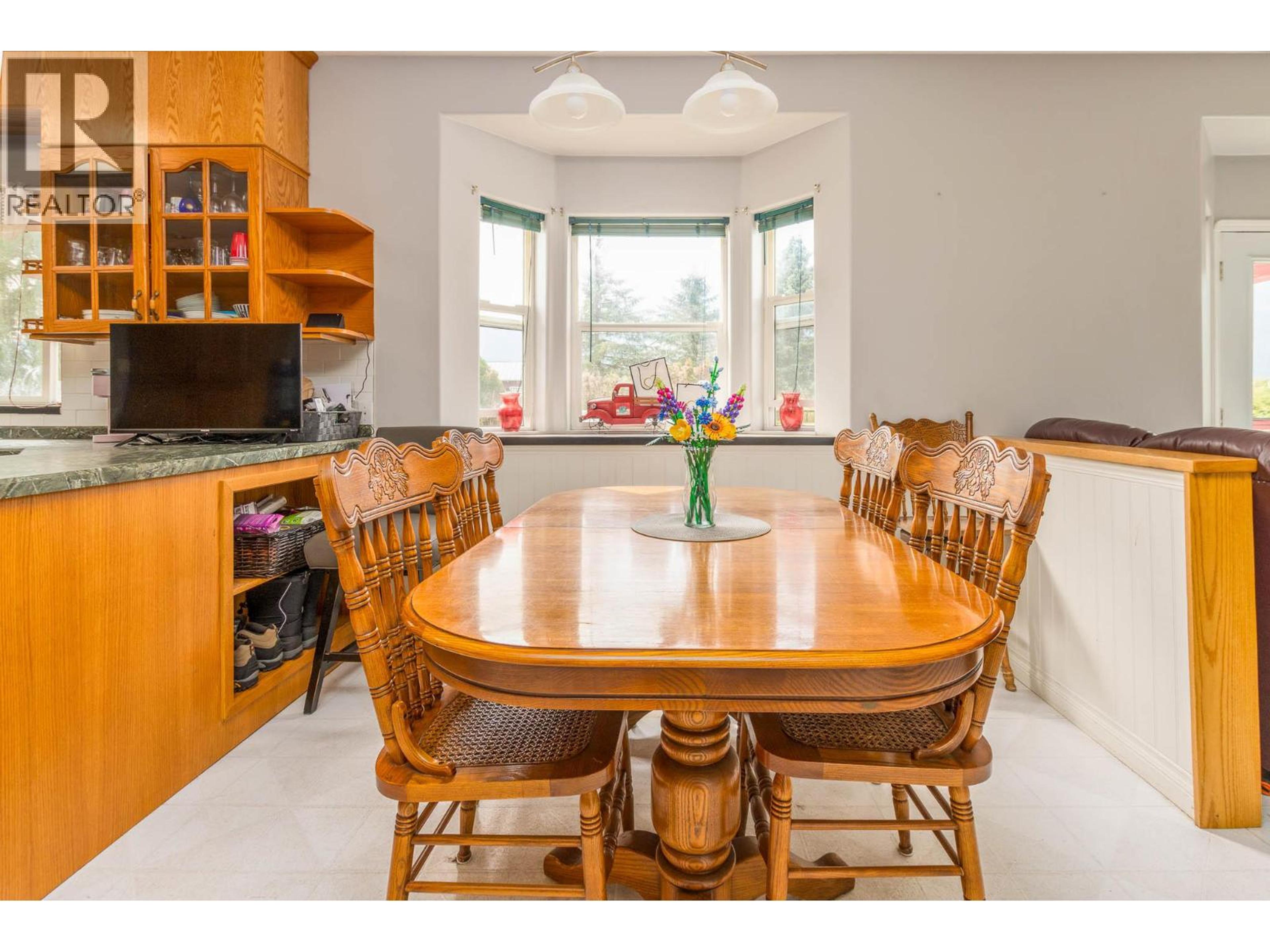 3695 MALAKWA LOOP ROAD - Image 10