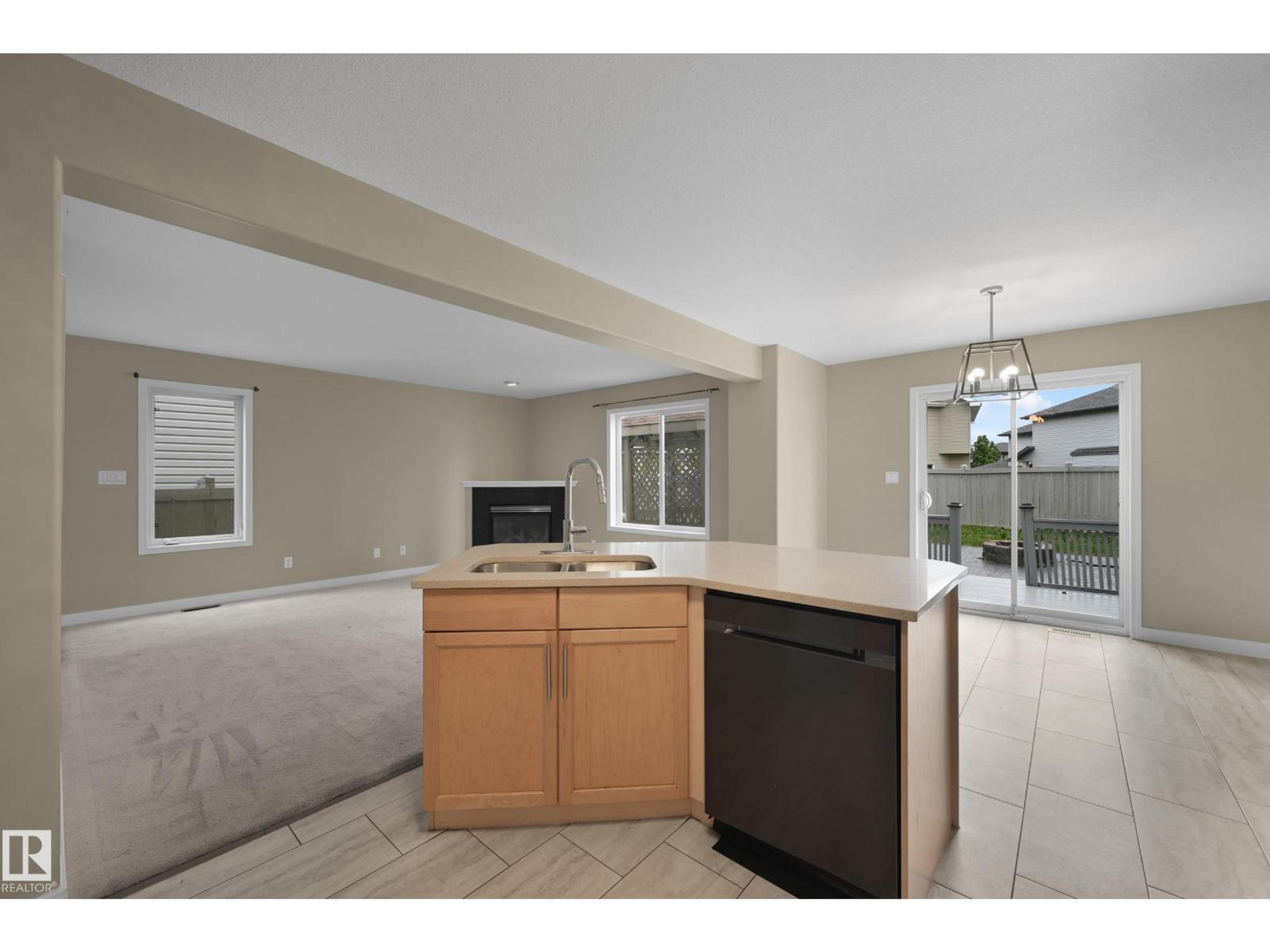 638 LEGER WY NW - Image 10