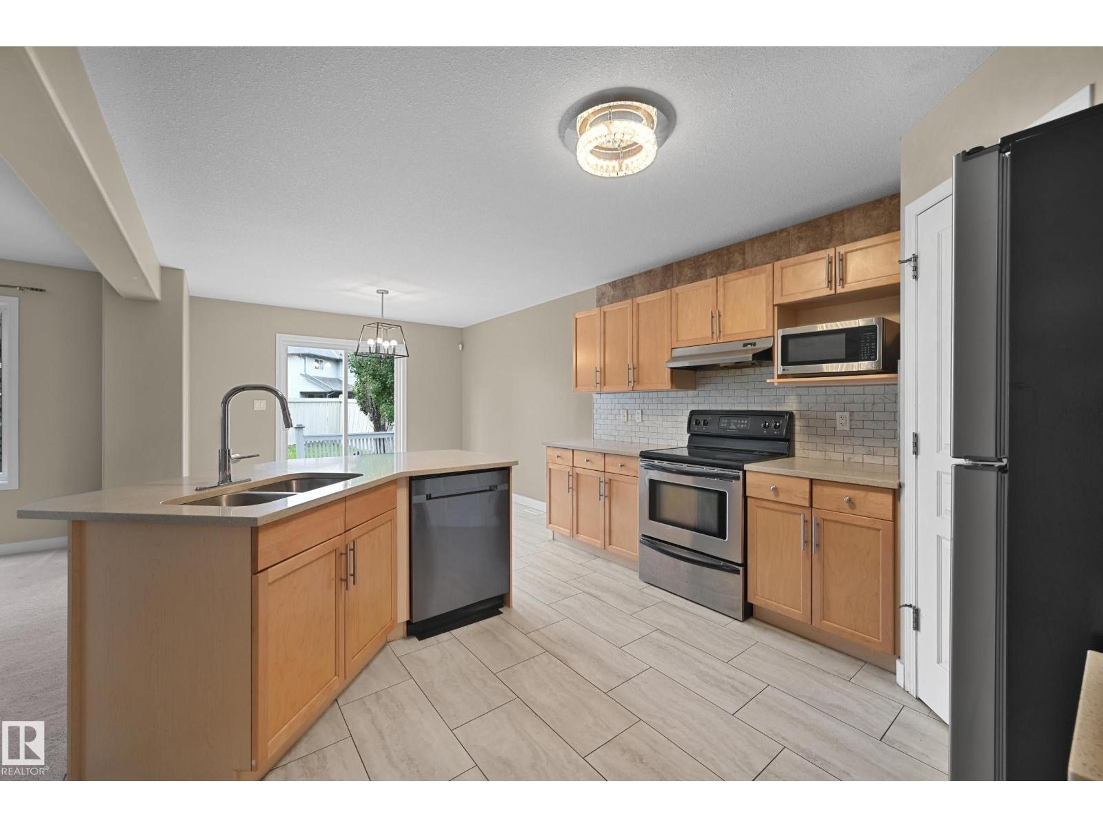 638 LEGER WY NW - Image 6