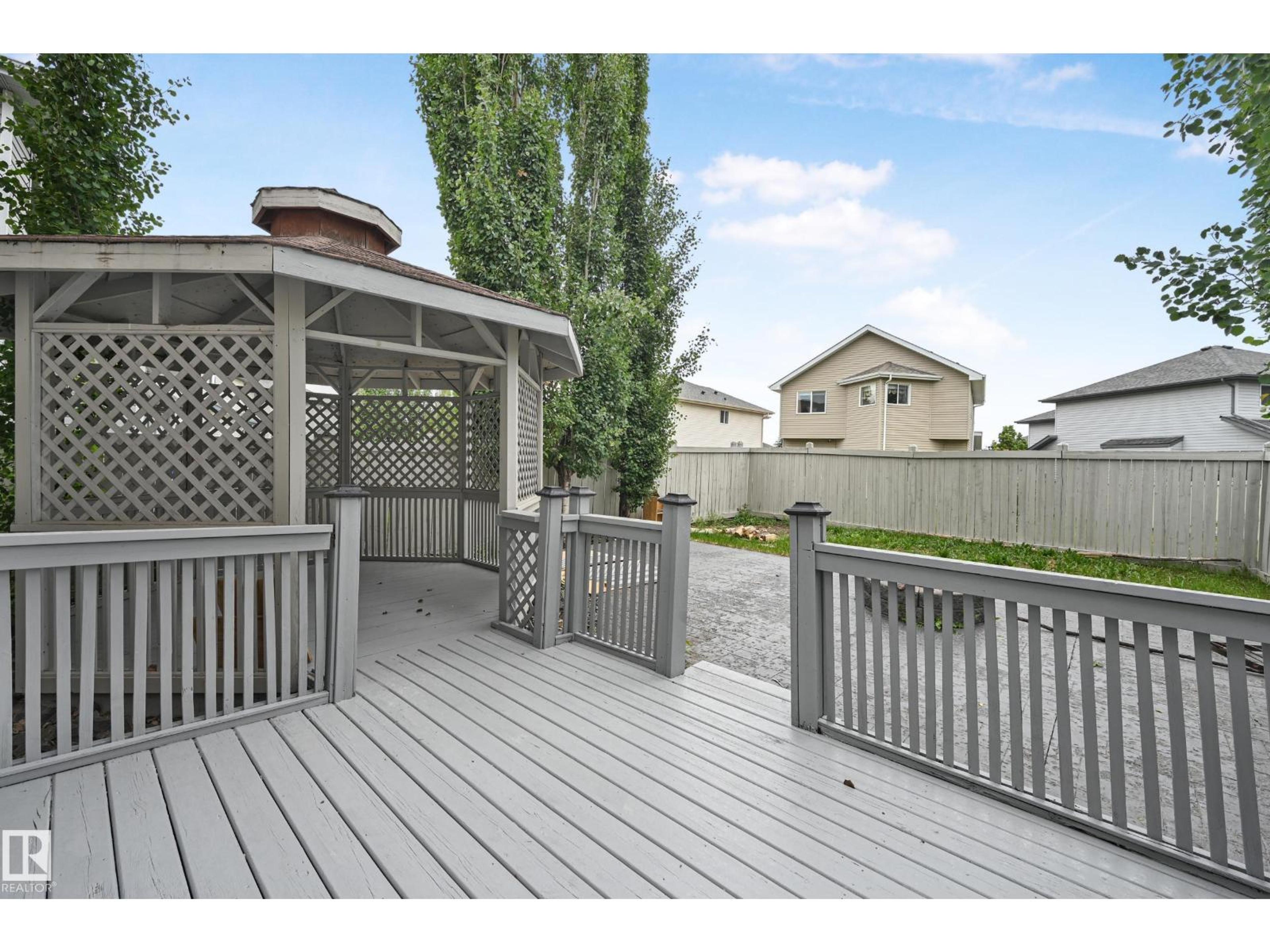 638 LEGER WY NW - Image 29
