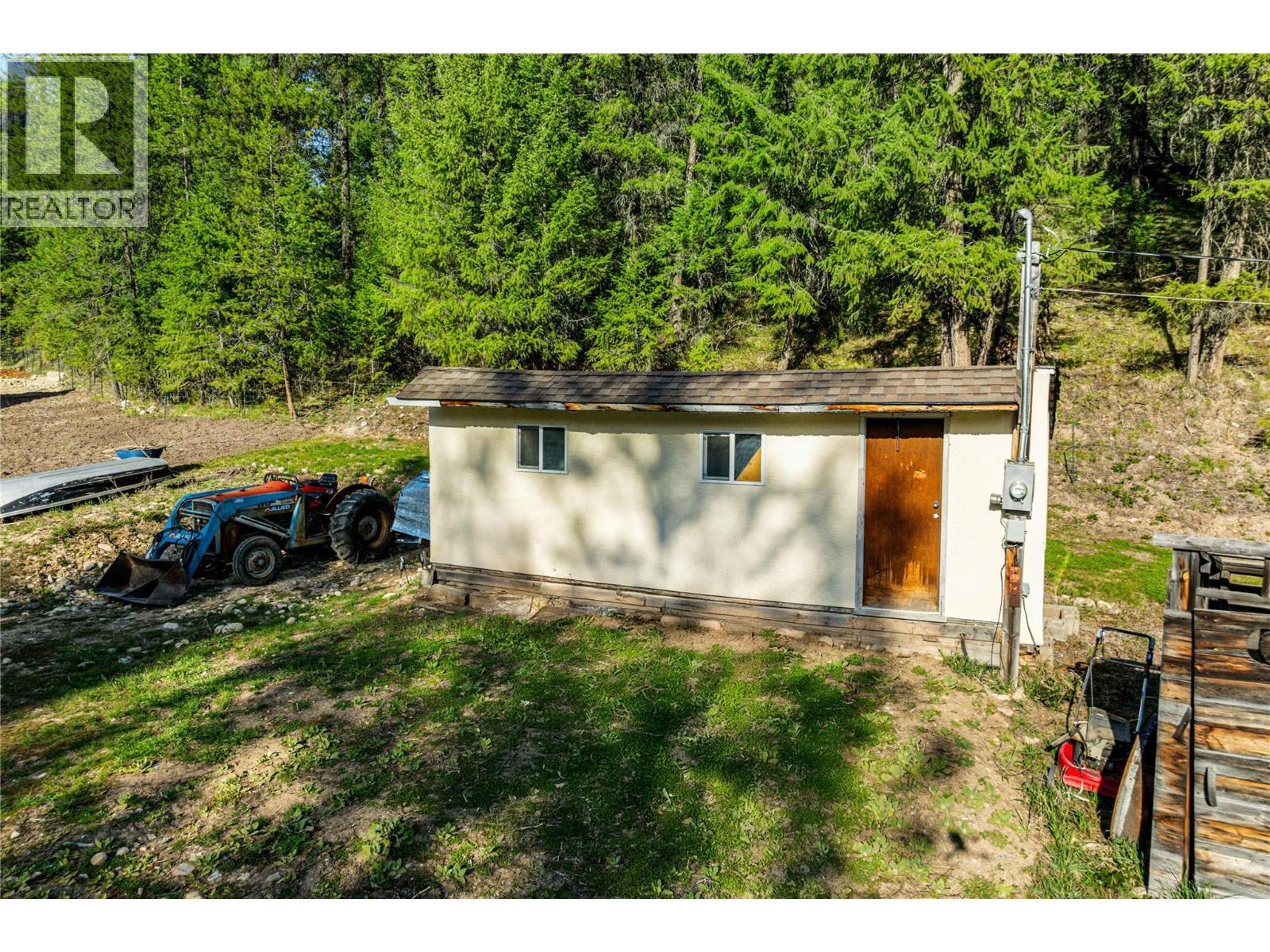4350 33 HIGHWAY - Image 45