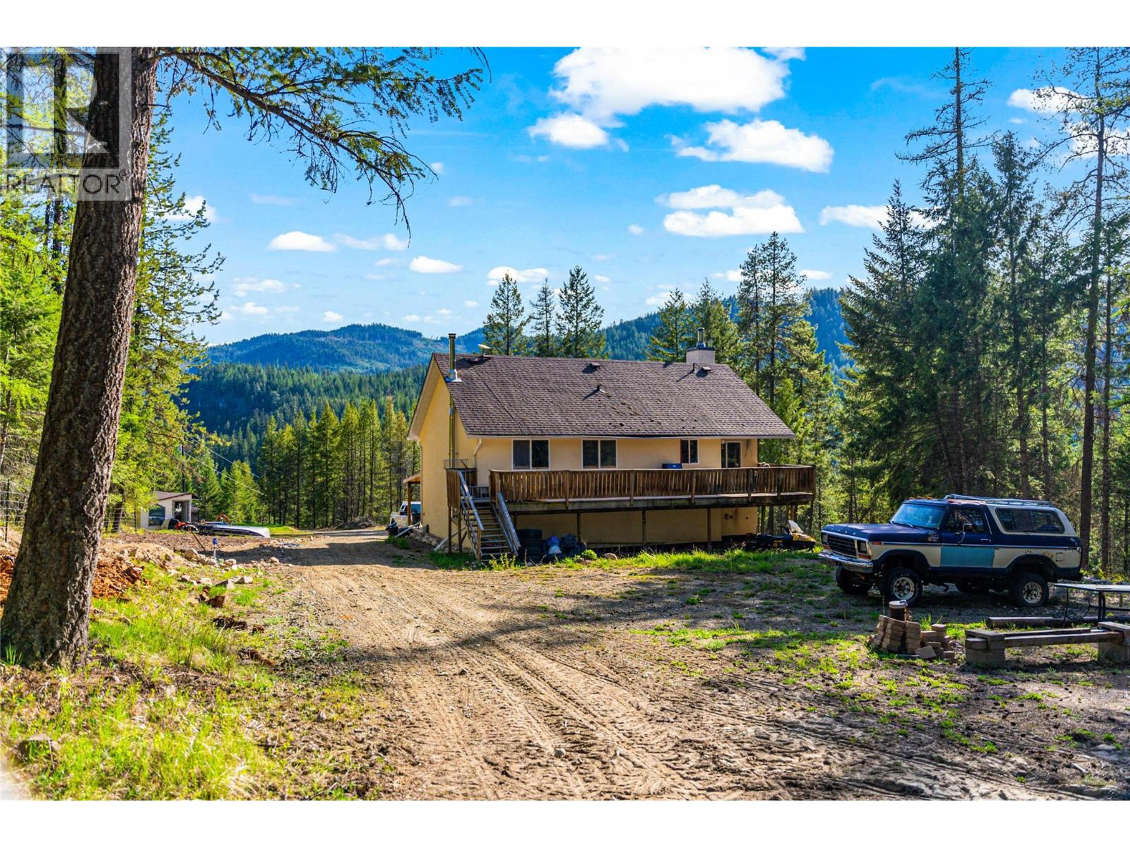 4350 33 HIGHWAY - Image 44