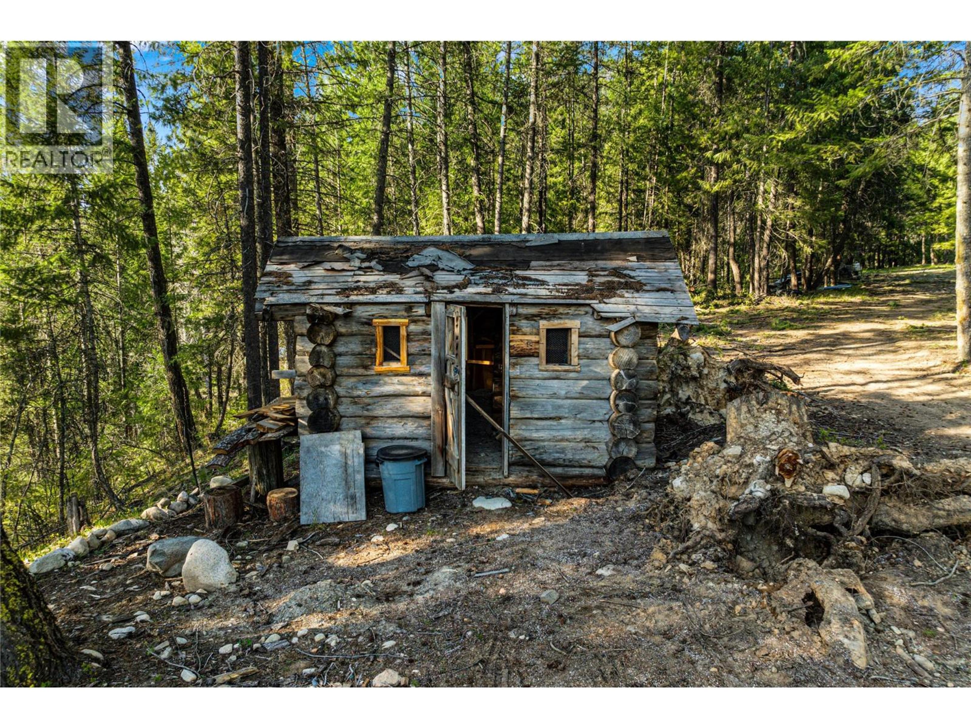 4350 33 HIGHWAY - Image 46