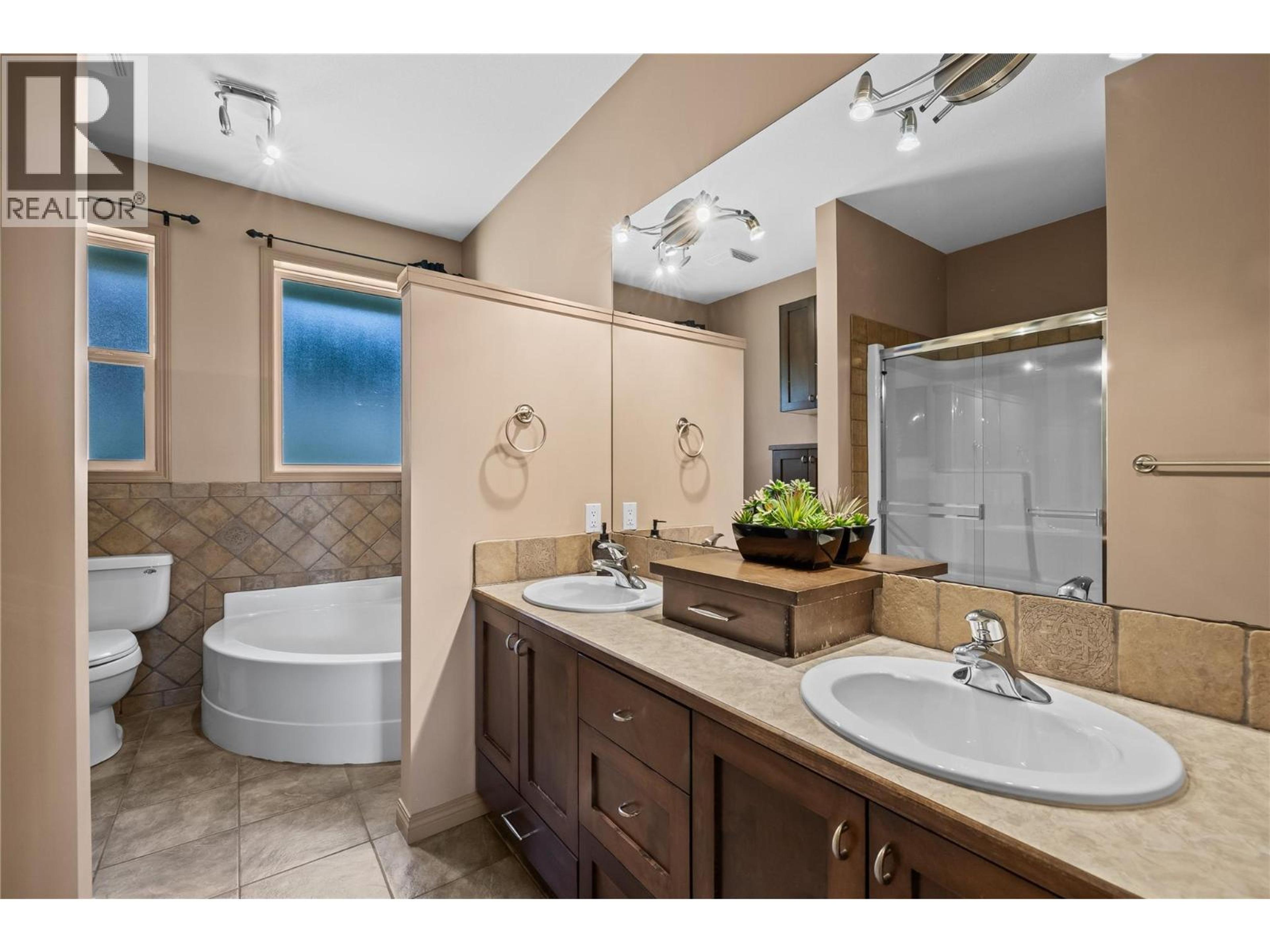 1656 MERLOT DRIVE - Image 20