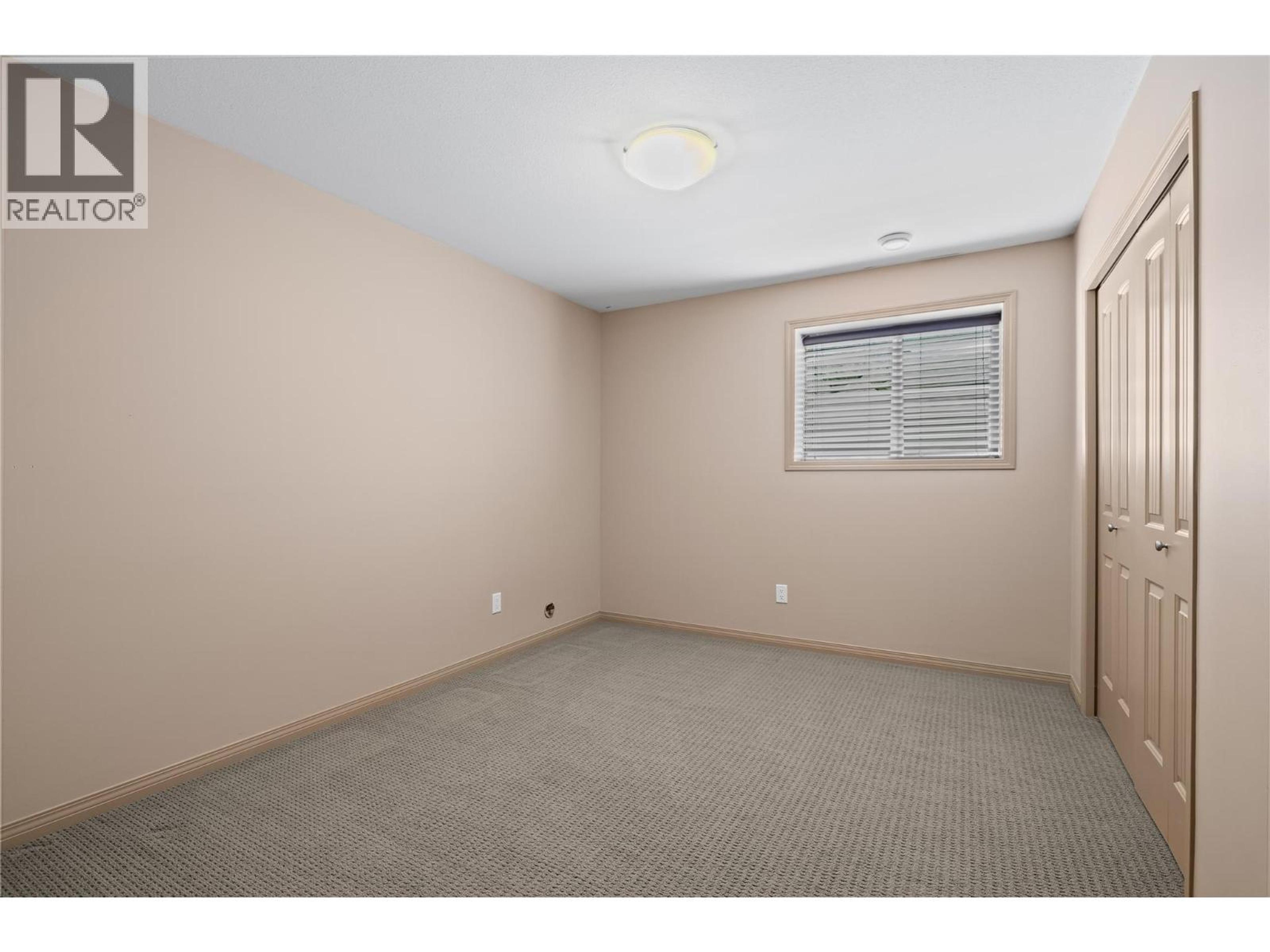 1656 MERLOT DRIVE - Image 35