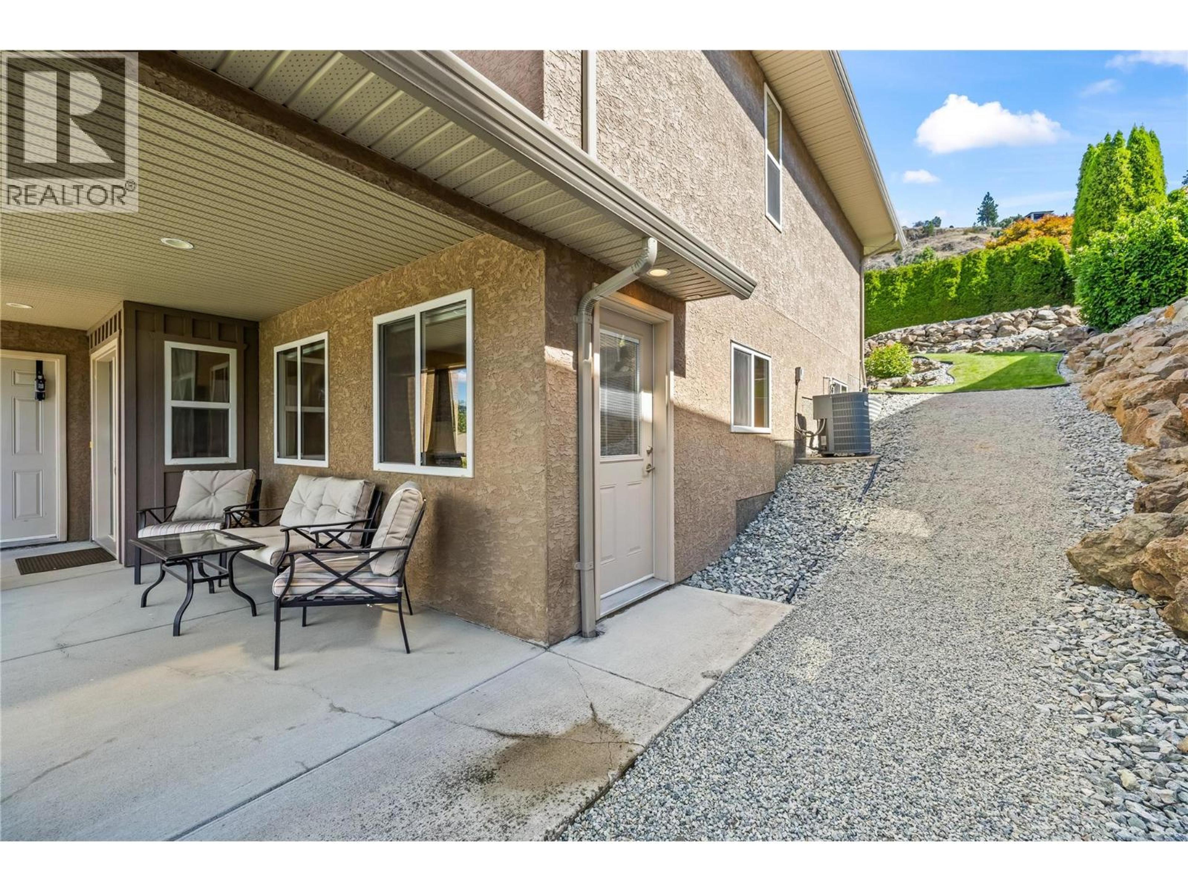 1656 MERLOT DRIVE - Image 40