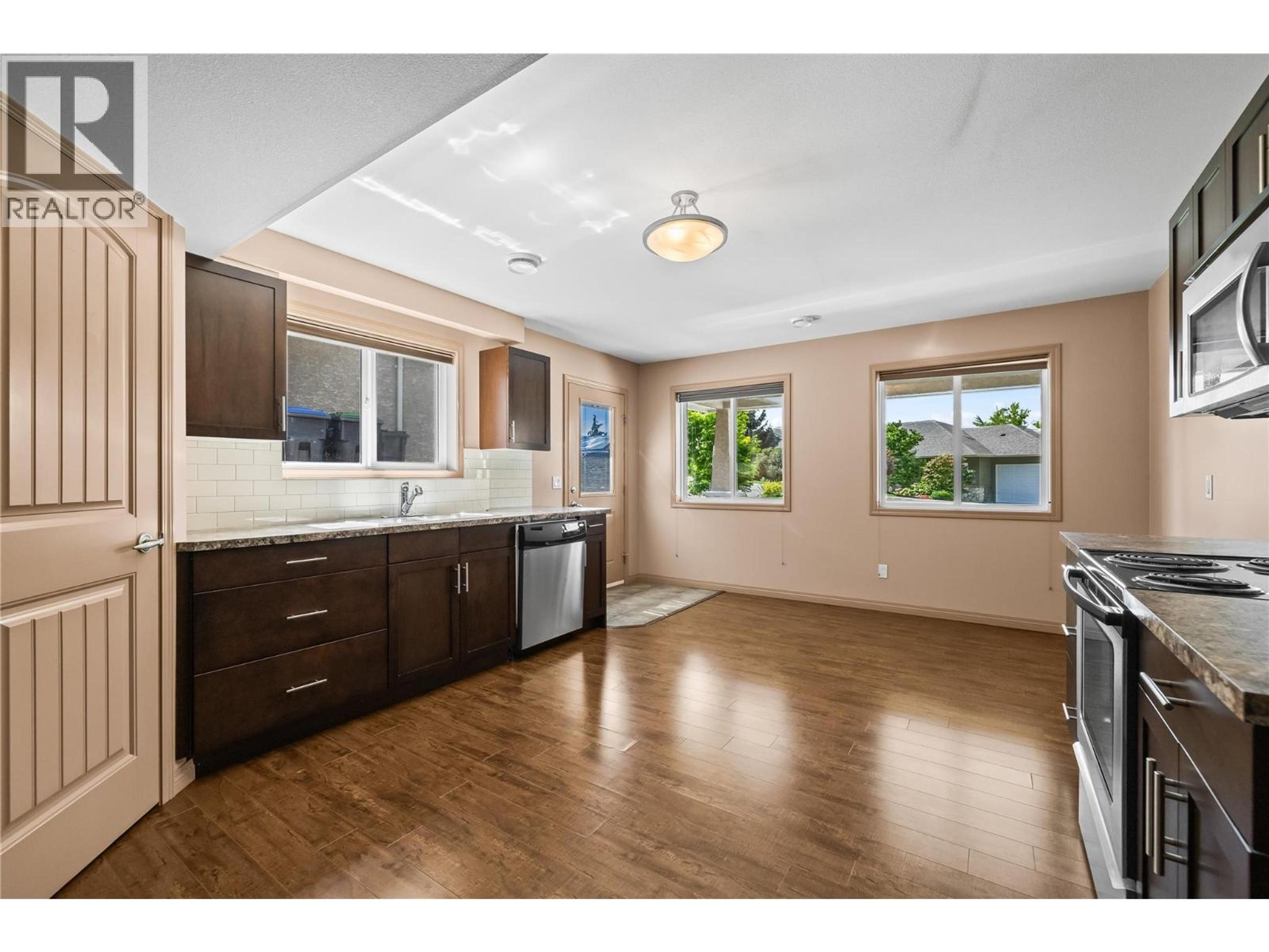 1656 MERLOT DRIVE - Image 31