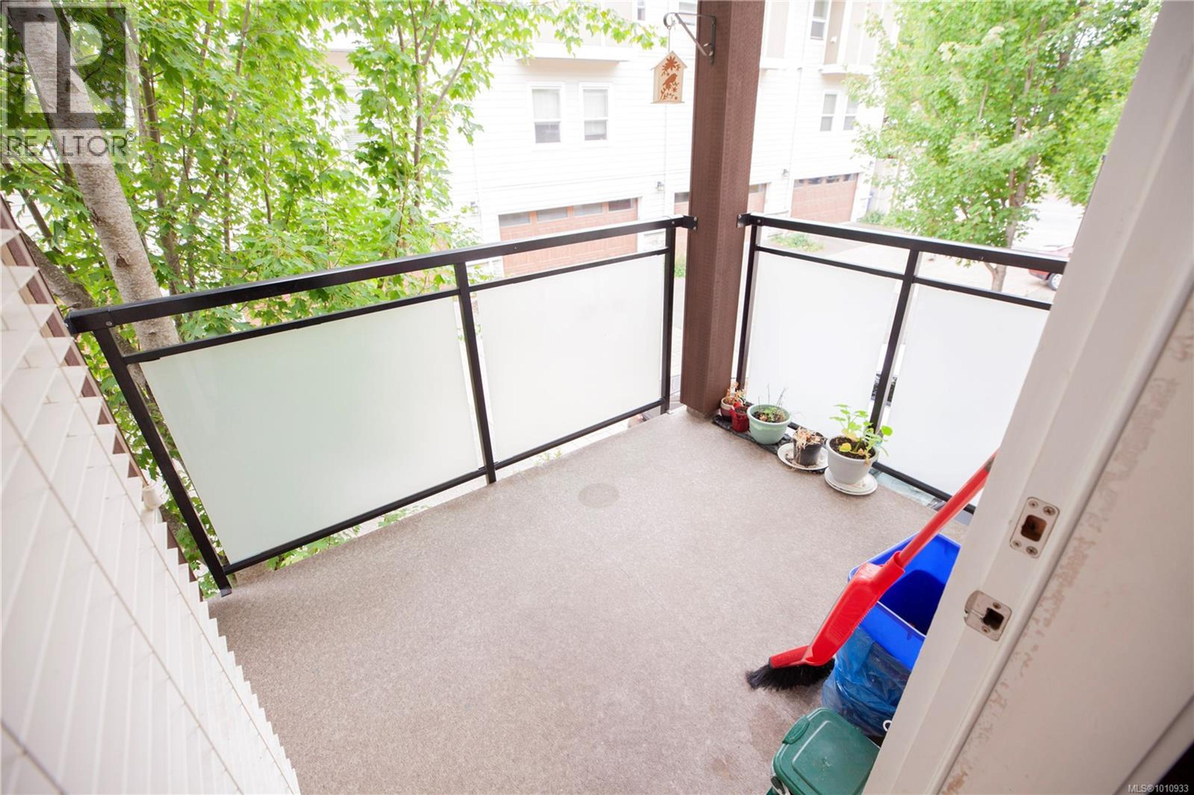 #107 2889 CARLOW RD - Image 22