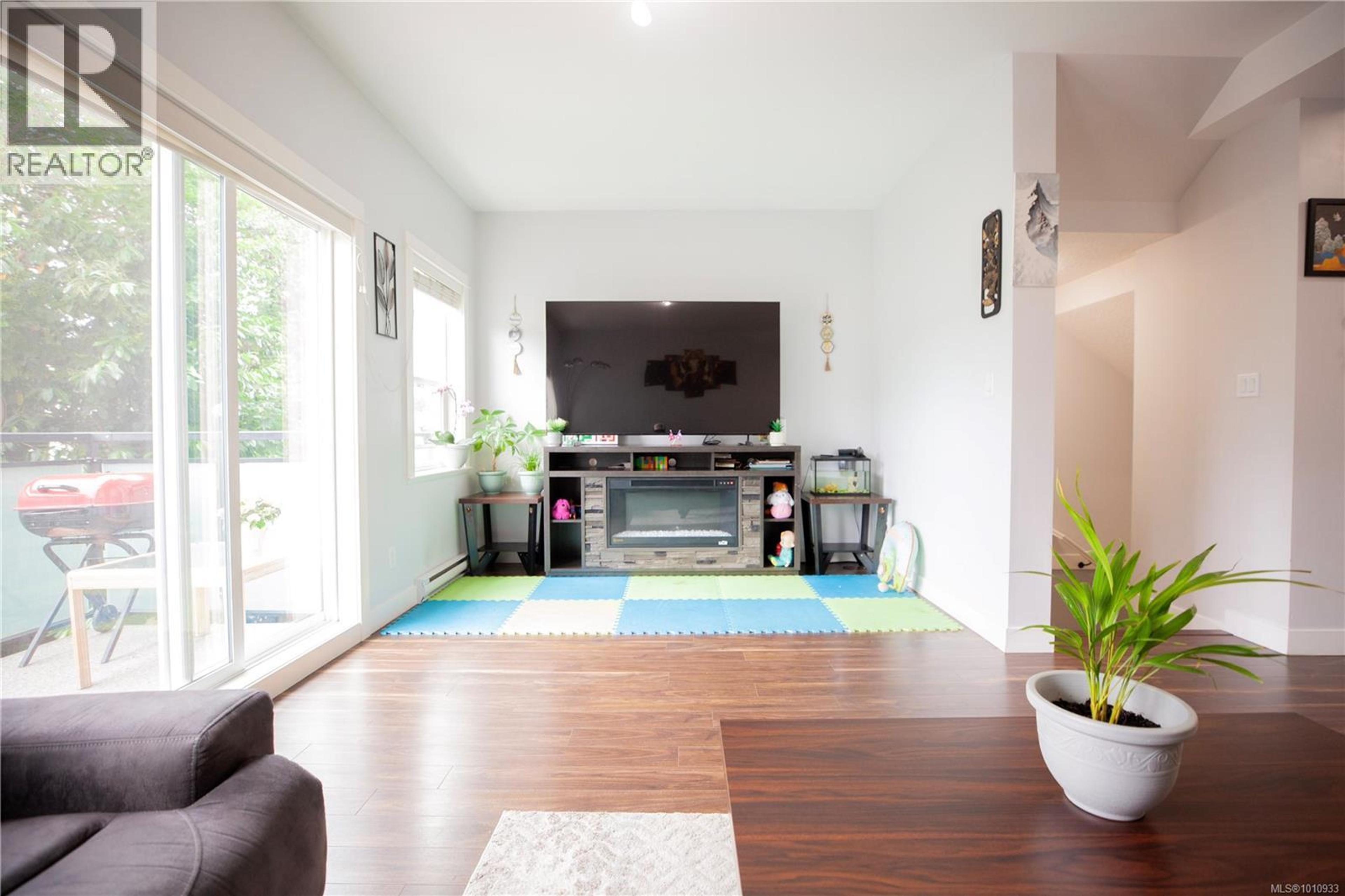 #107 2889 CARLOW RD - Image 19