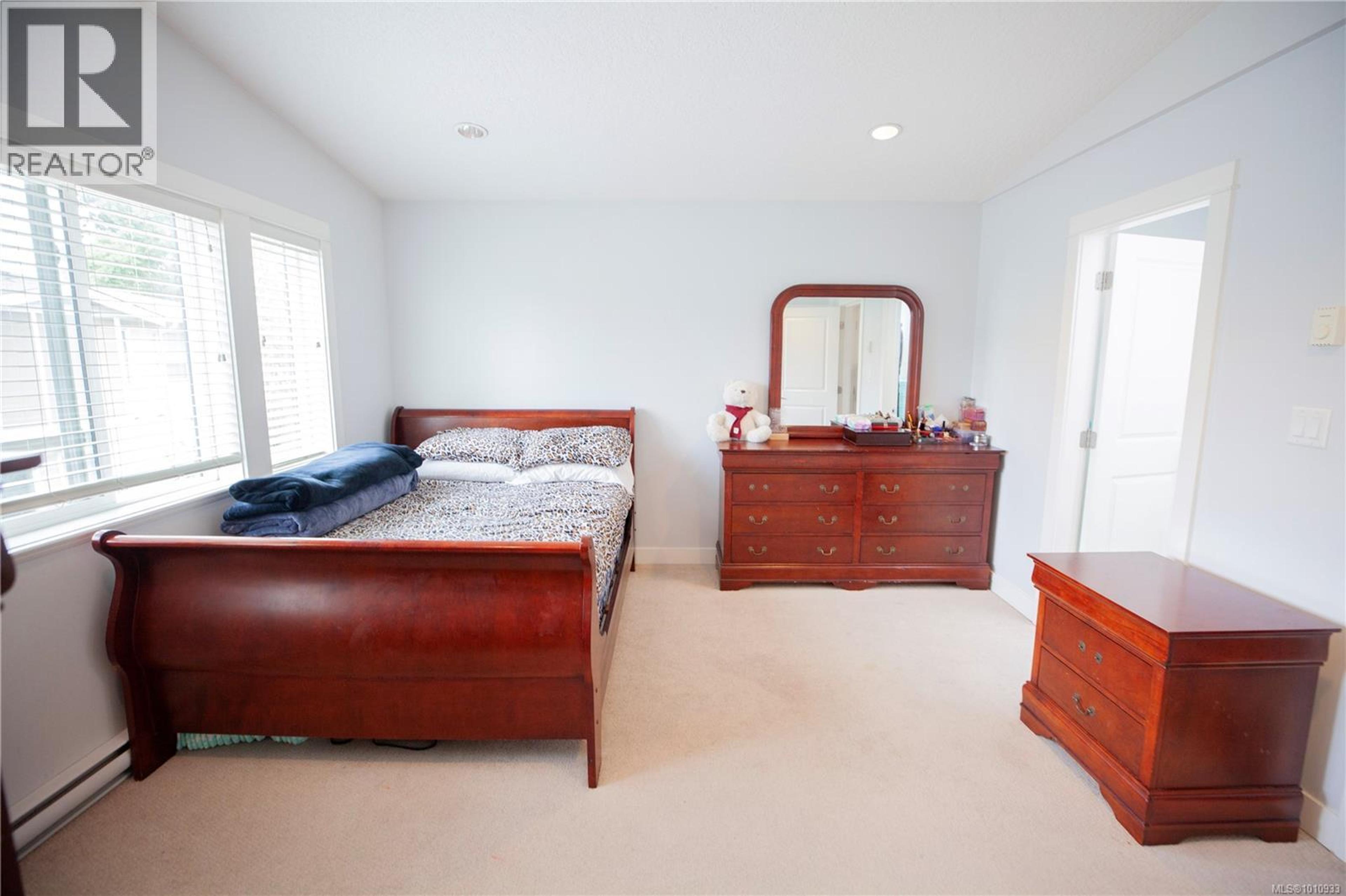 #107 2889 CARLOW RD - Image 25