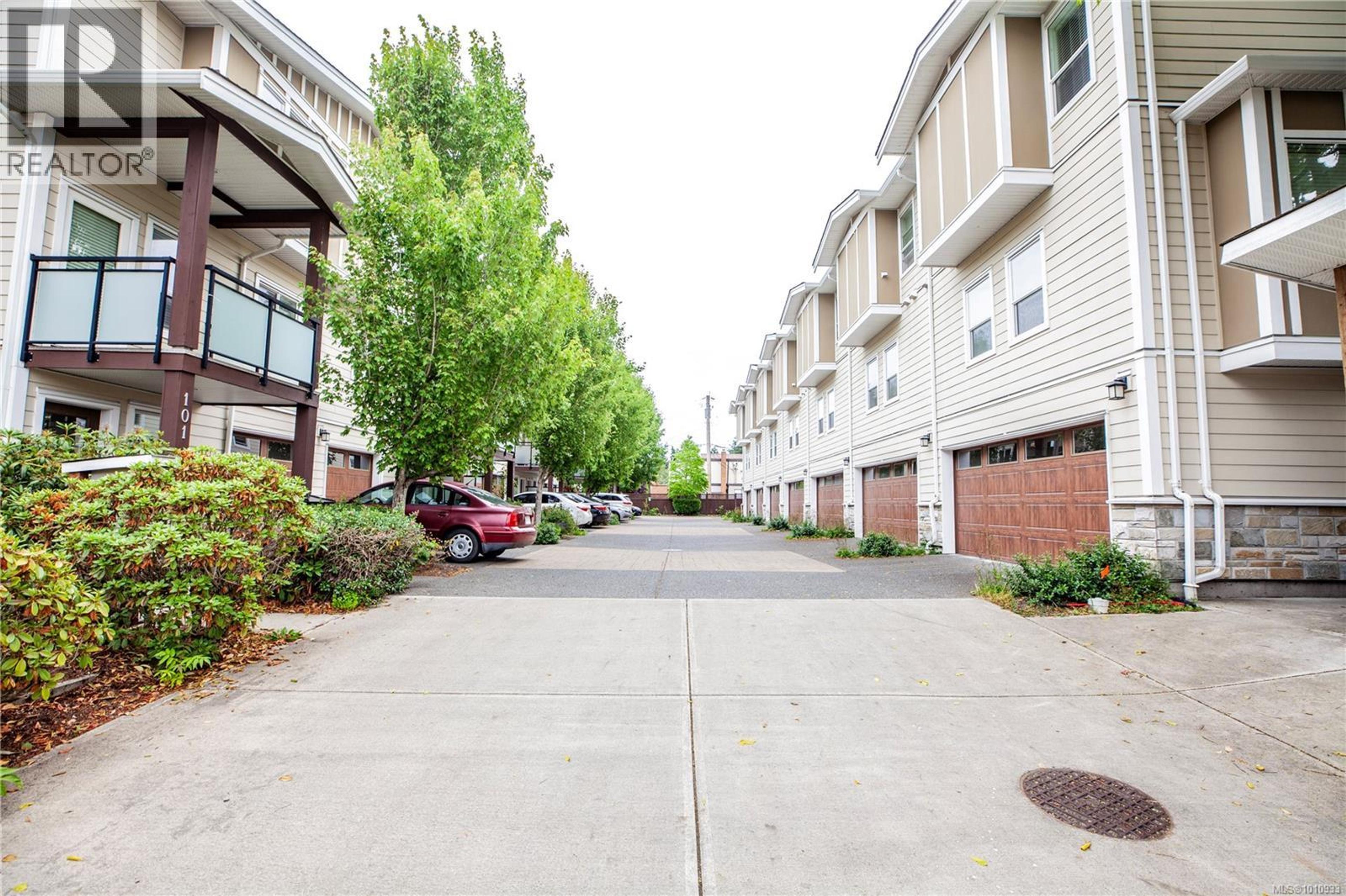 #107 2889 CARLOW RD - Image 45