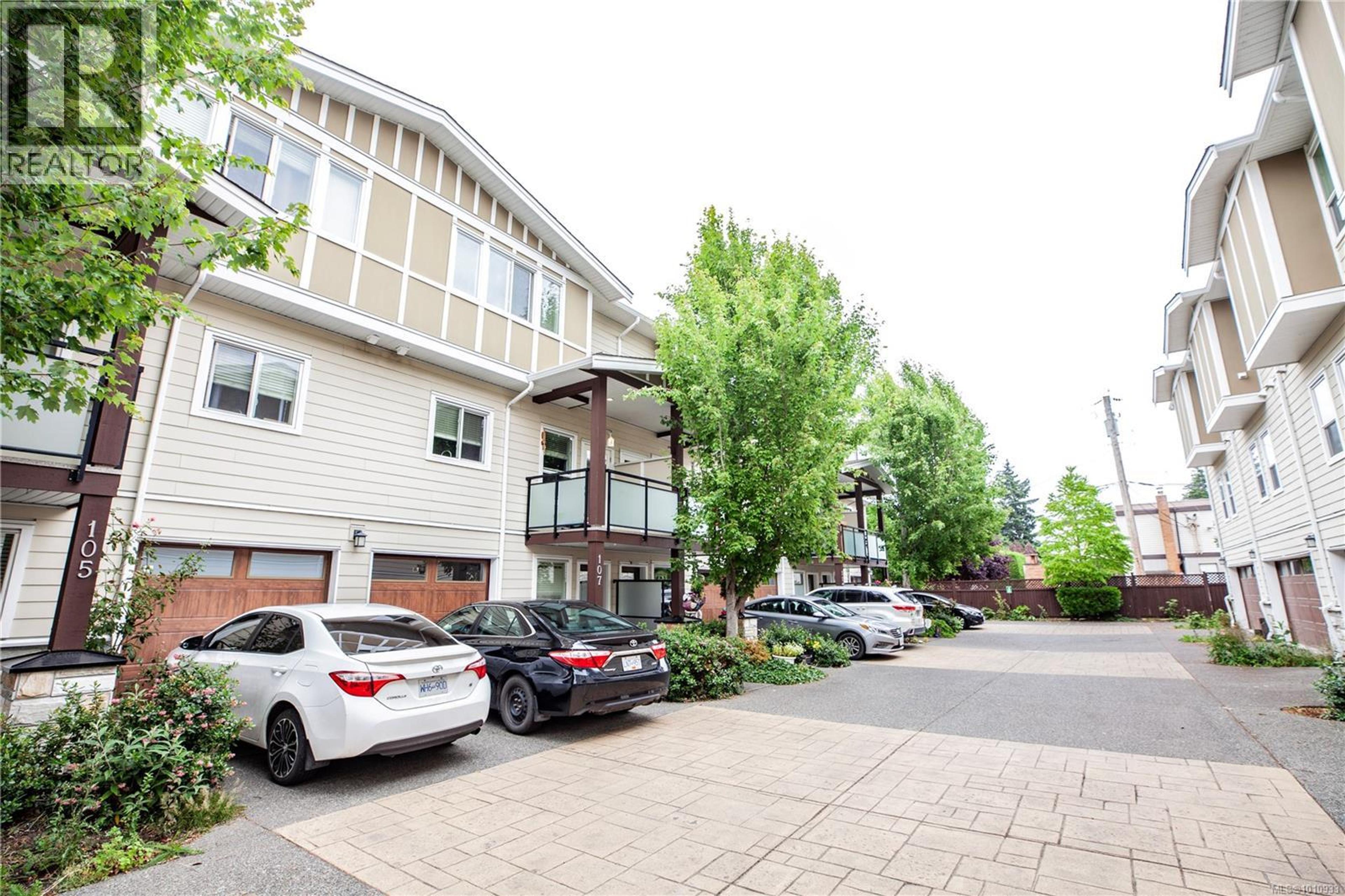#107 2889 CARLOW RD - Image 43