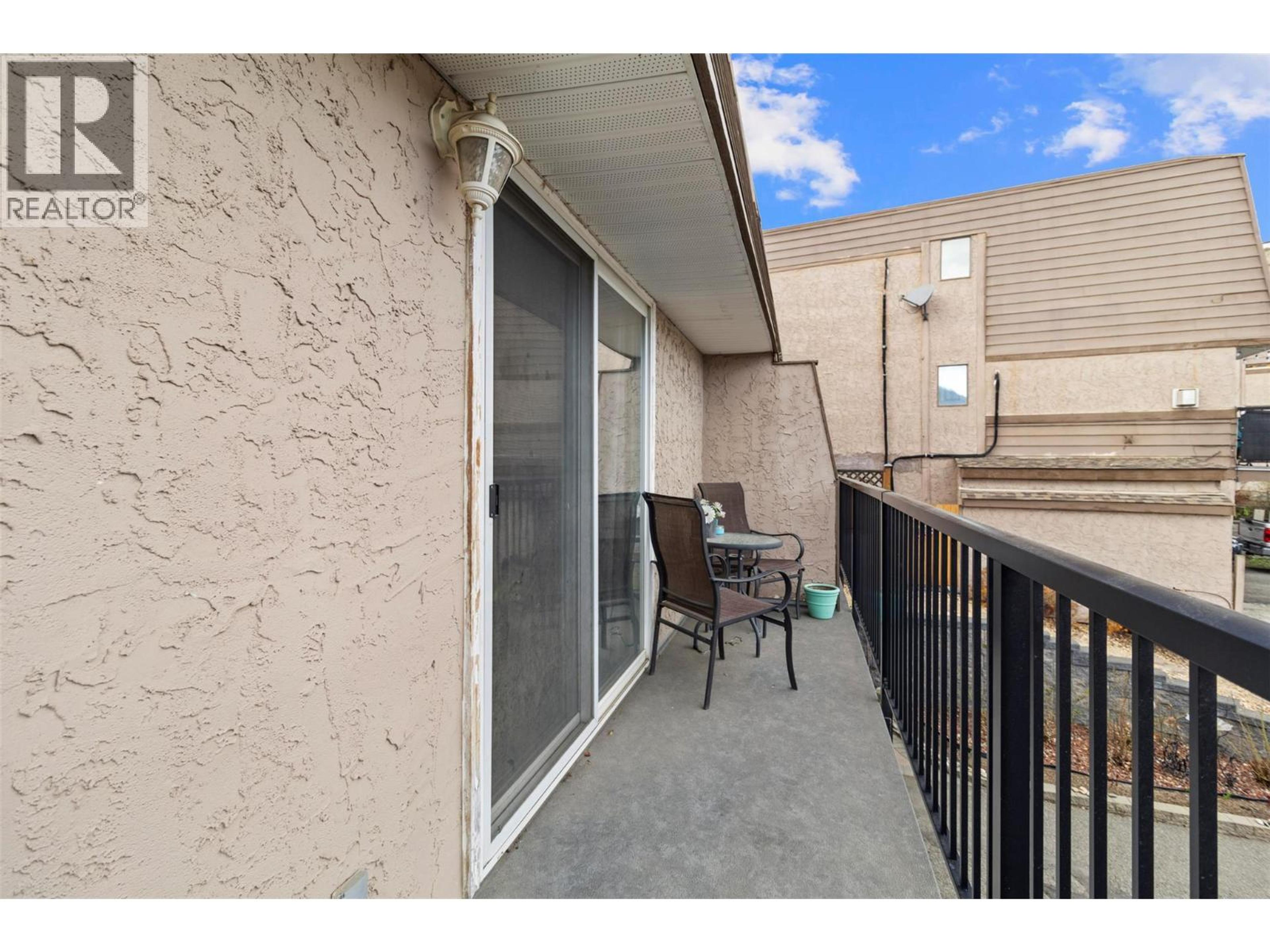 865 MCQUEEN DRIVE - Image 9