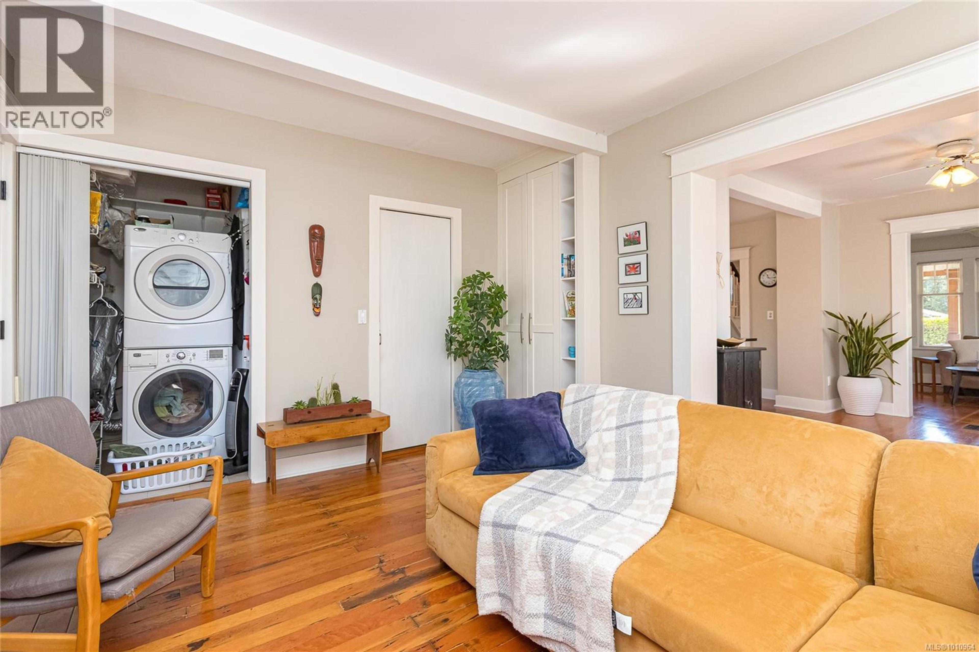 3840 SAVANNAH AVE - Image 14