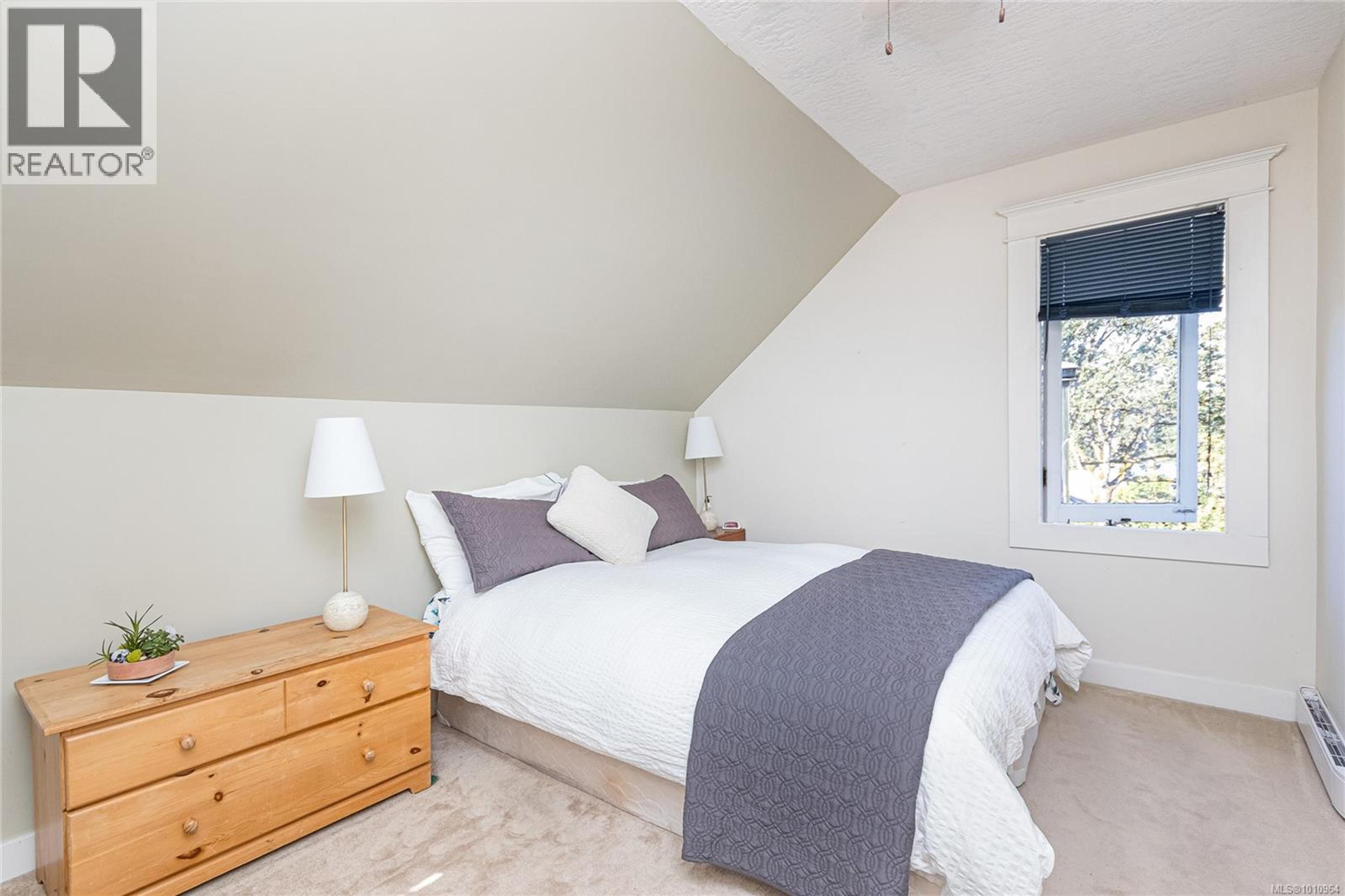 3840 SAVANNAH AVE - Image 15