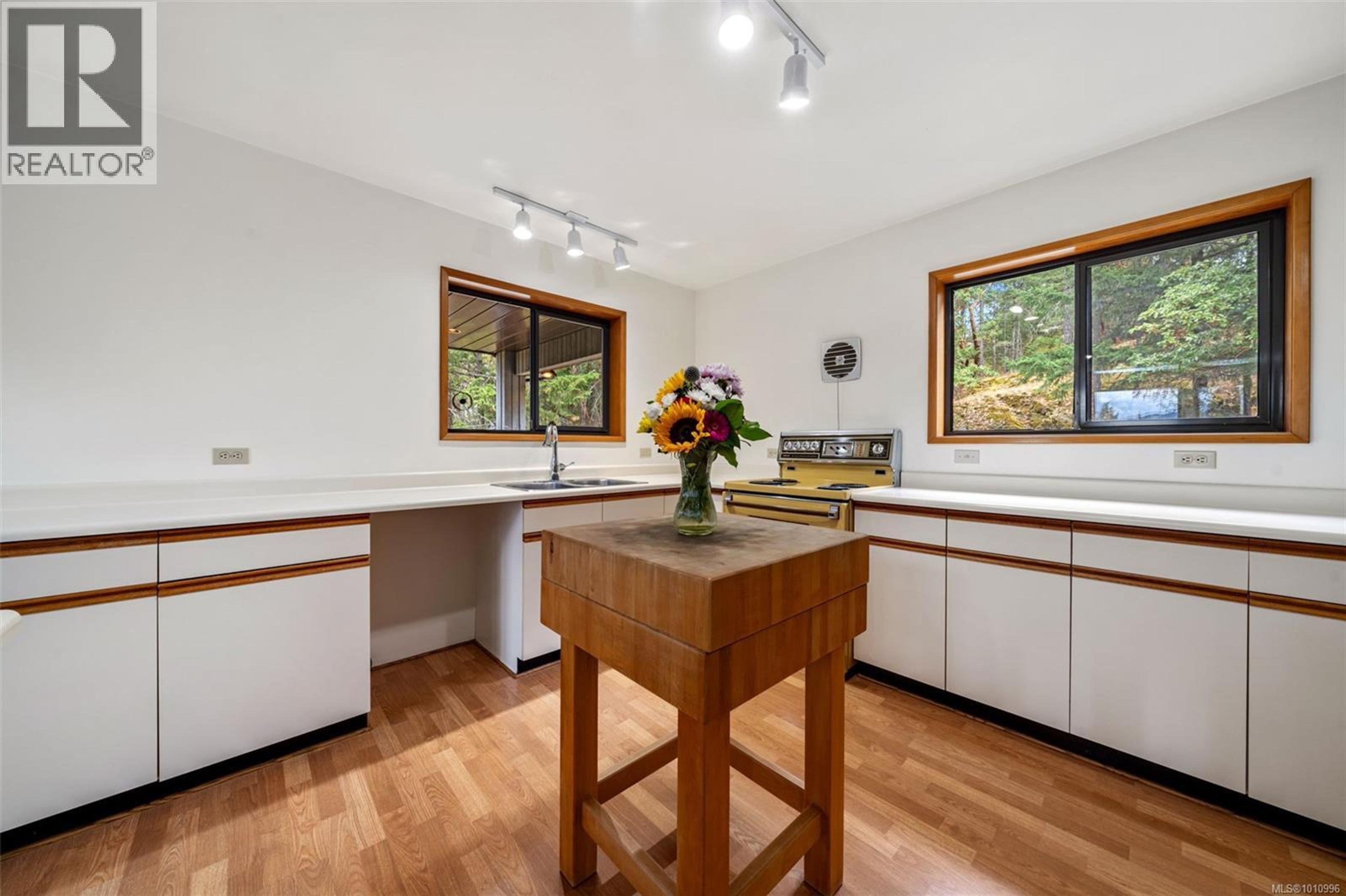 1618 DAVIES RD - Image 14
