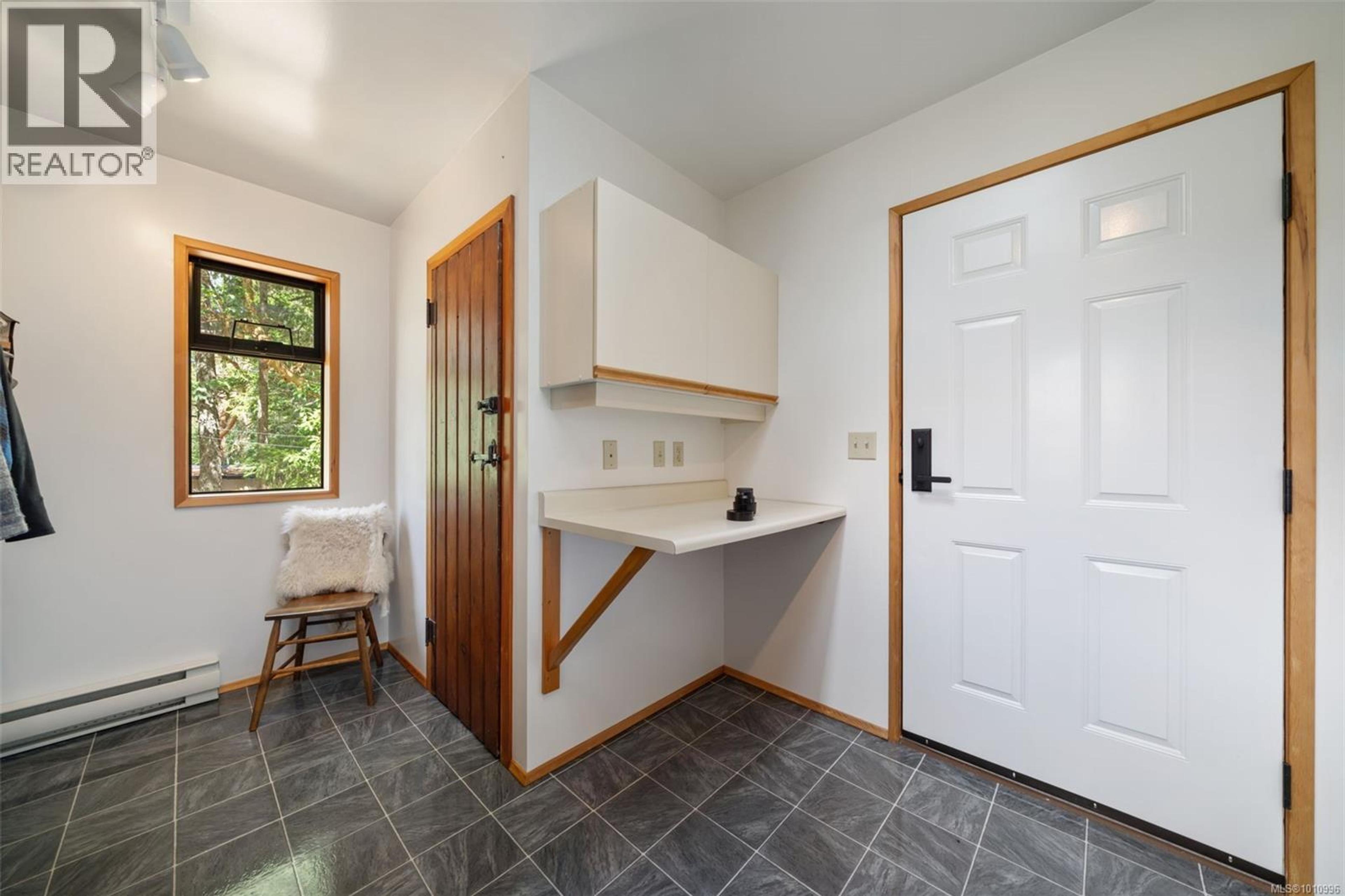 1618 DAVIES RD - Image 19