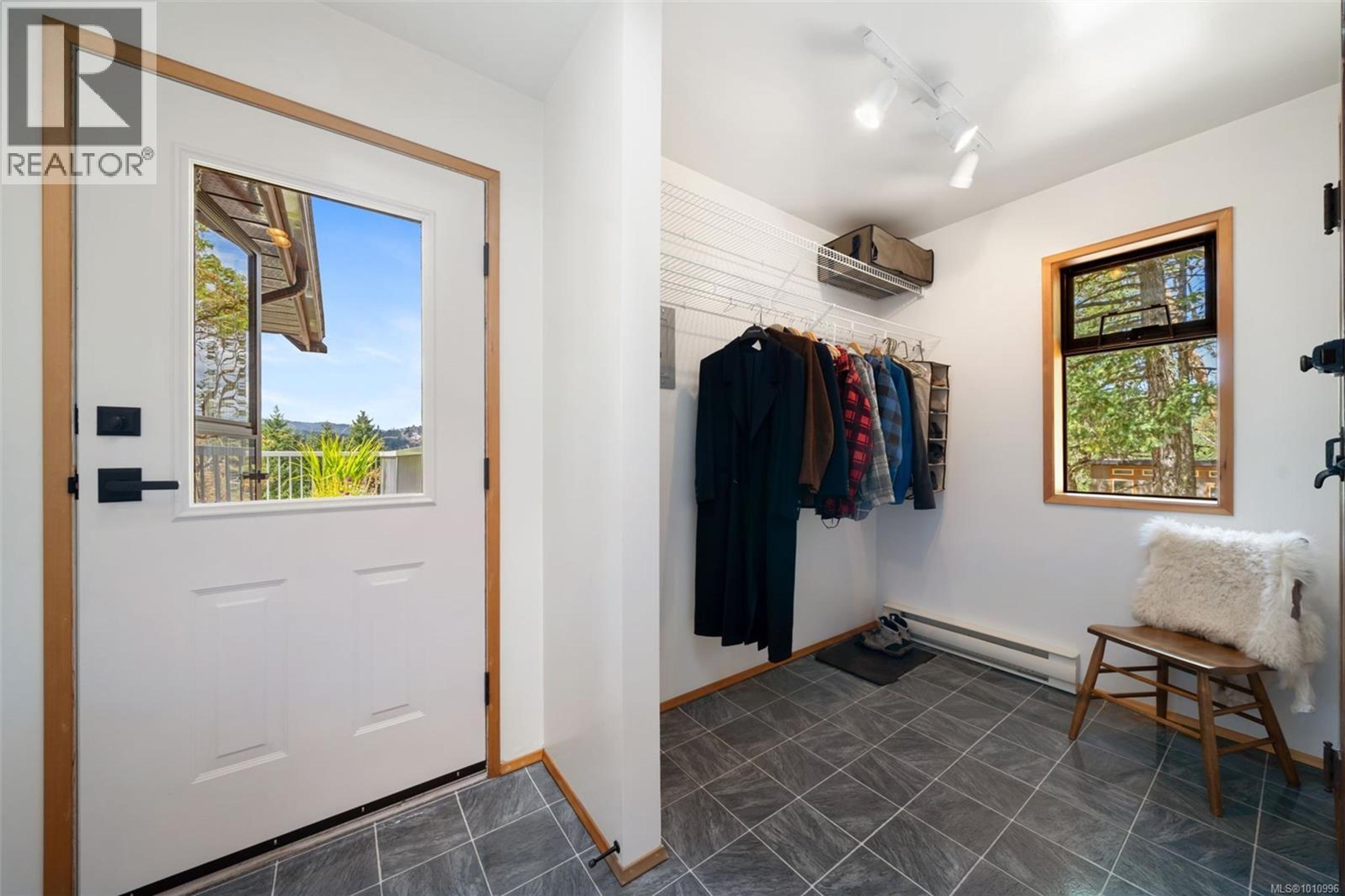 1618 DAVIES RD - Image 20
