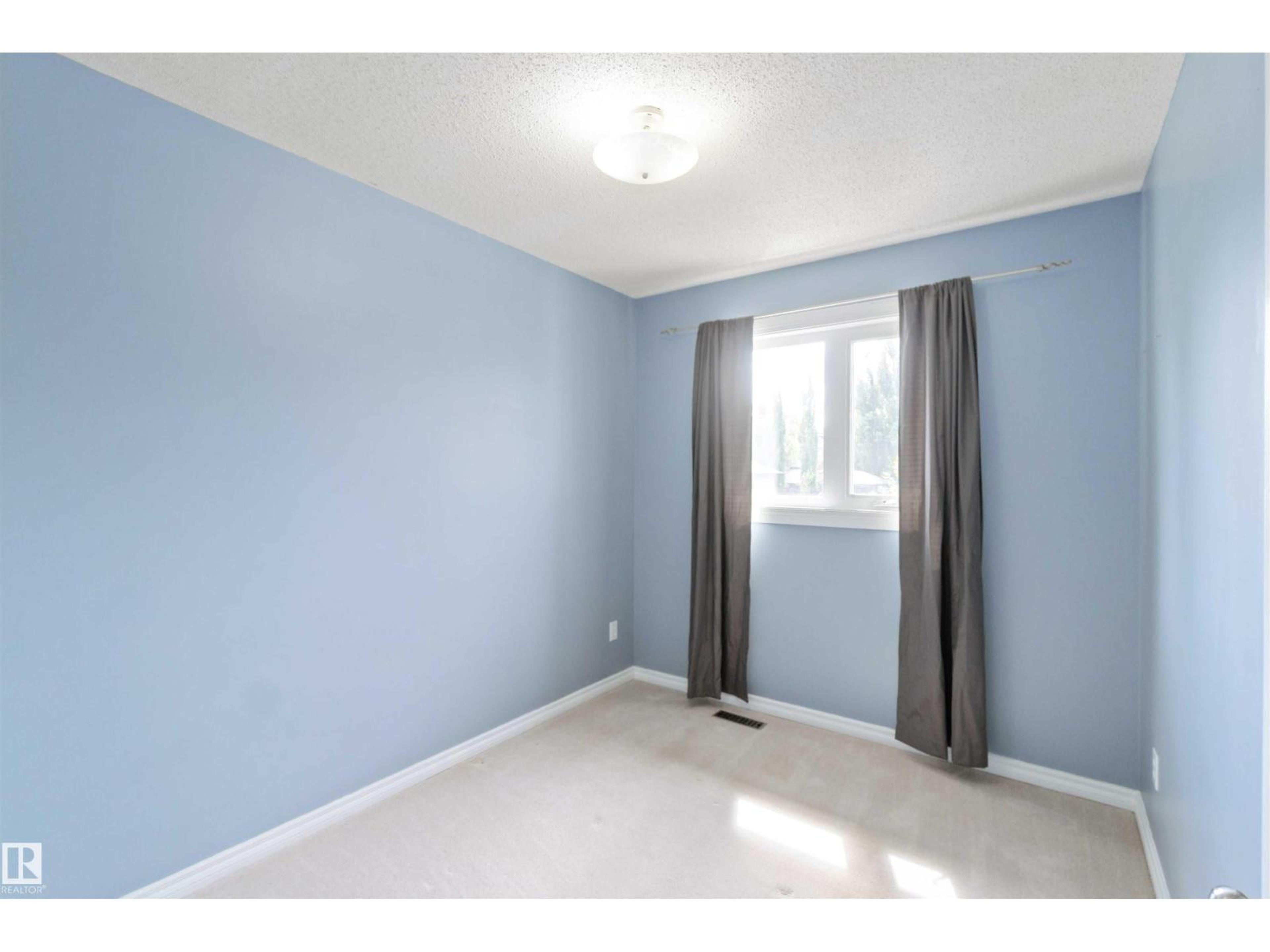 18519 57 AV NW - Image 21