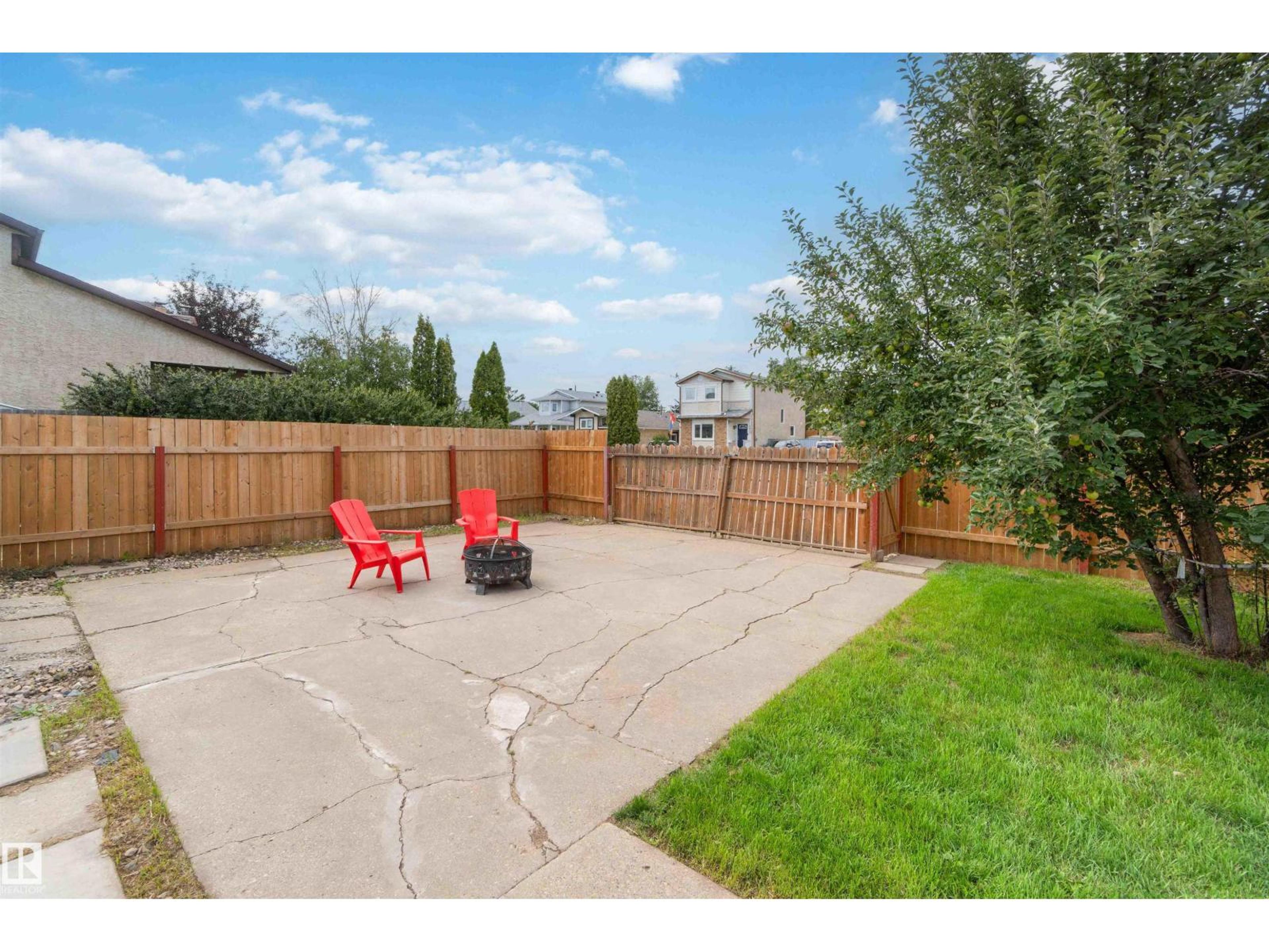 18519 57 AV NW - Image 45