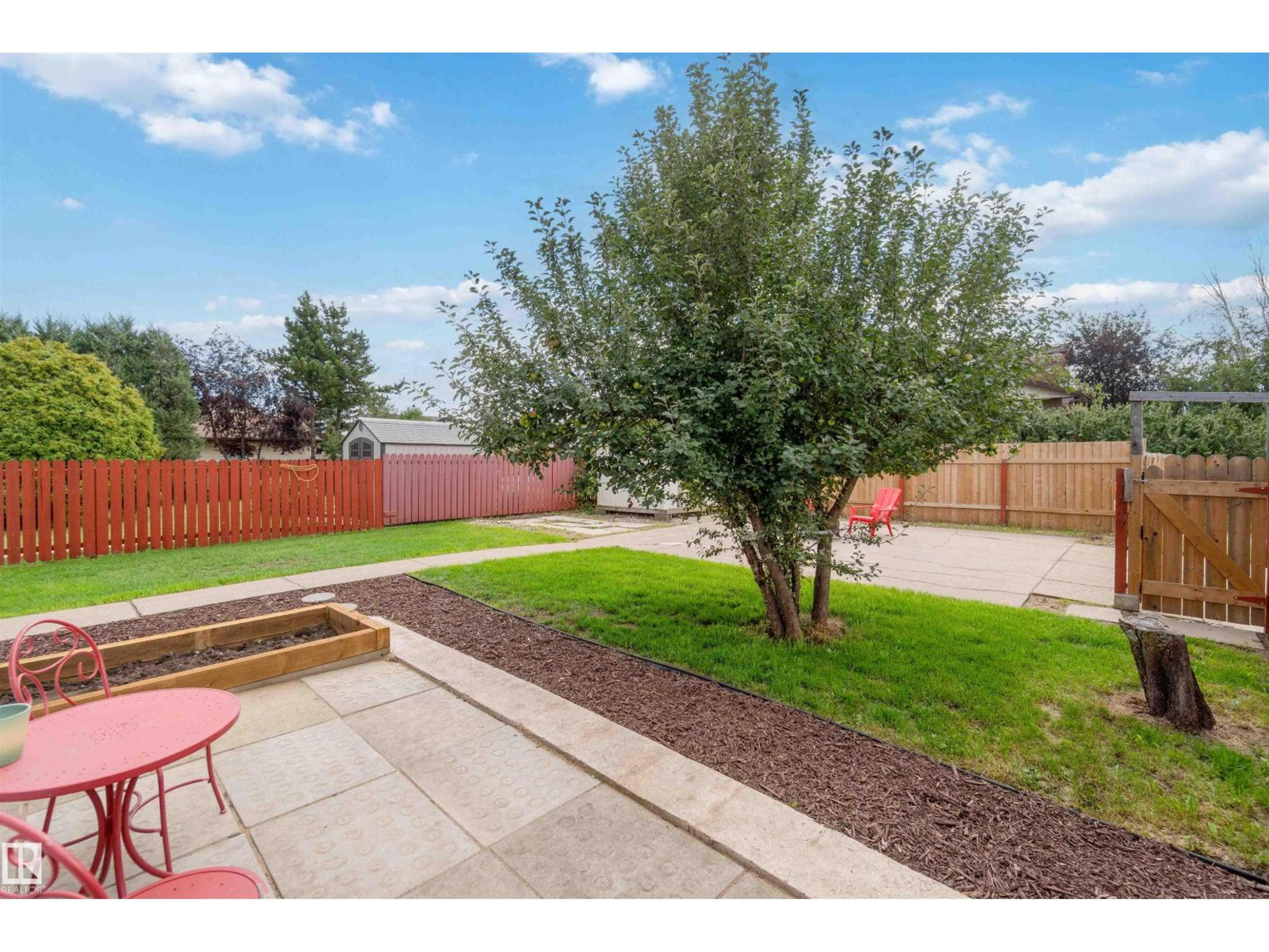 18519 57 AV NW - Image 48