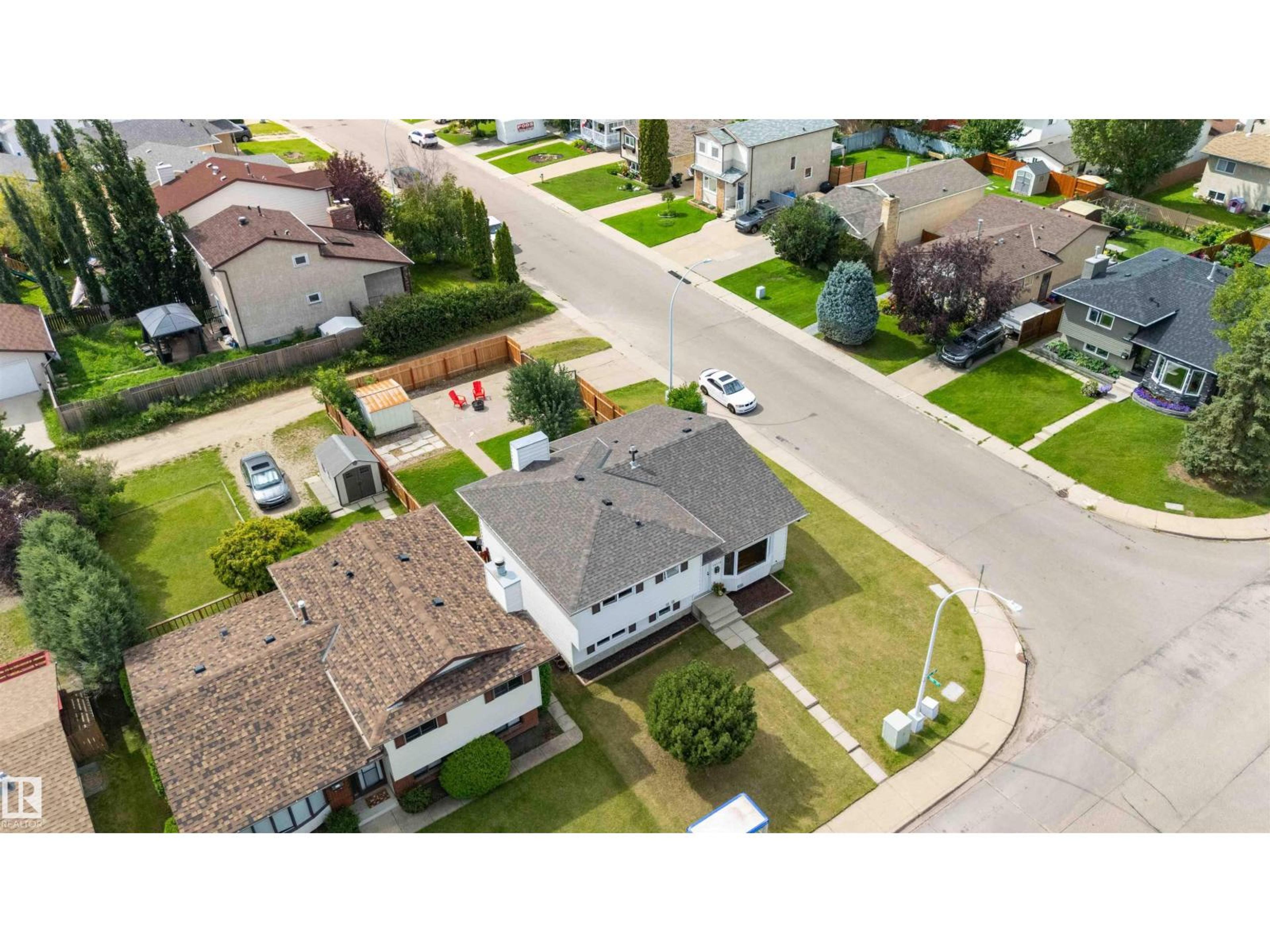 18519 57 AV NW - Image 53