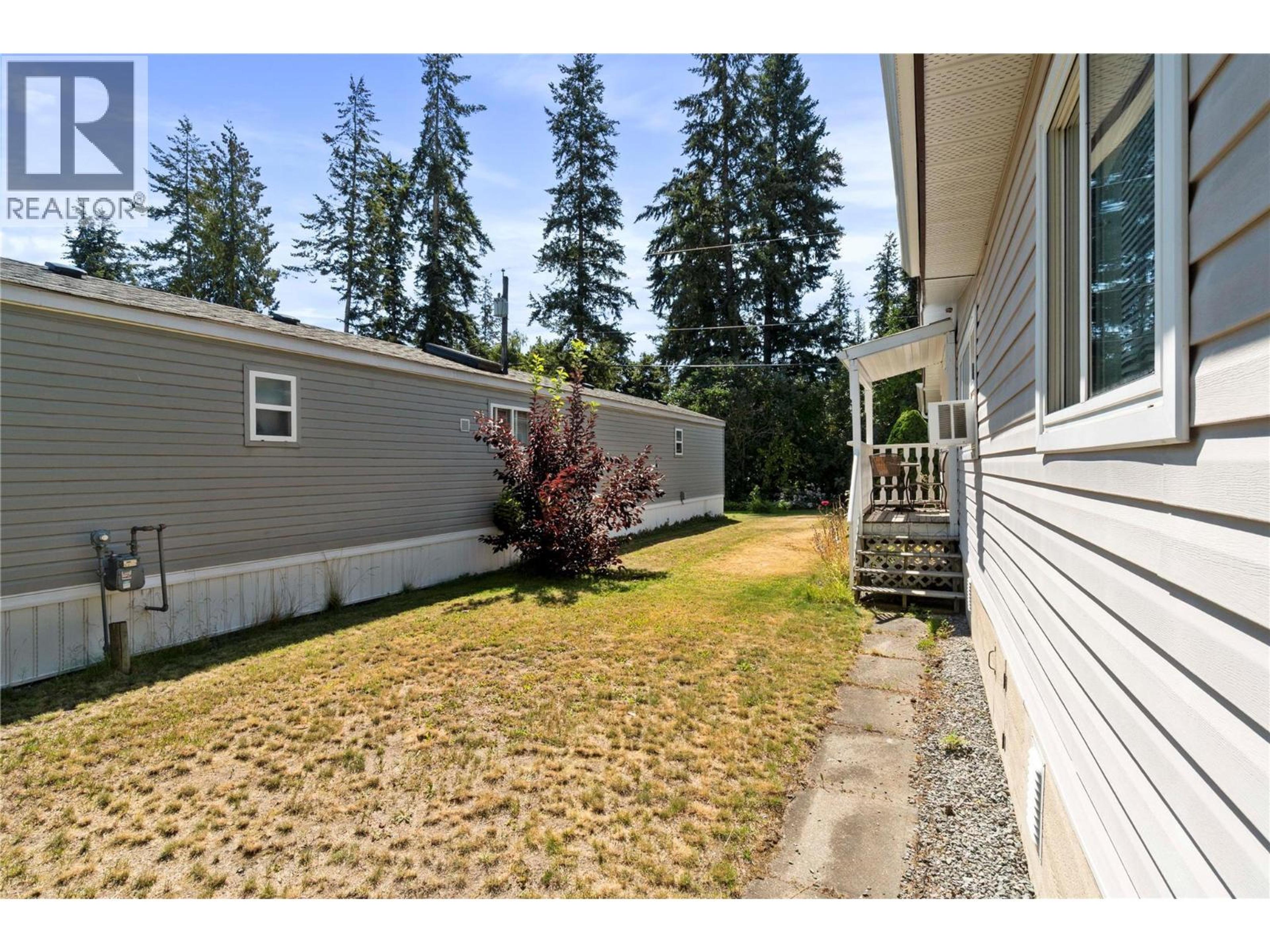 #16 1361 30 STREET SE - Image 35