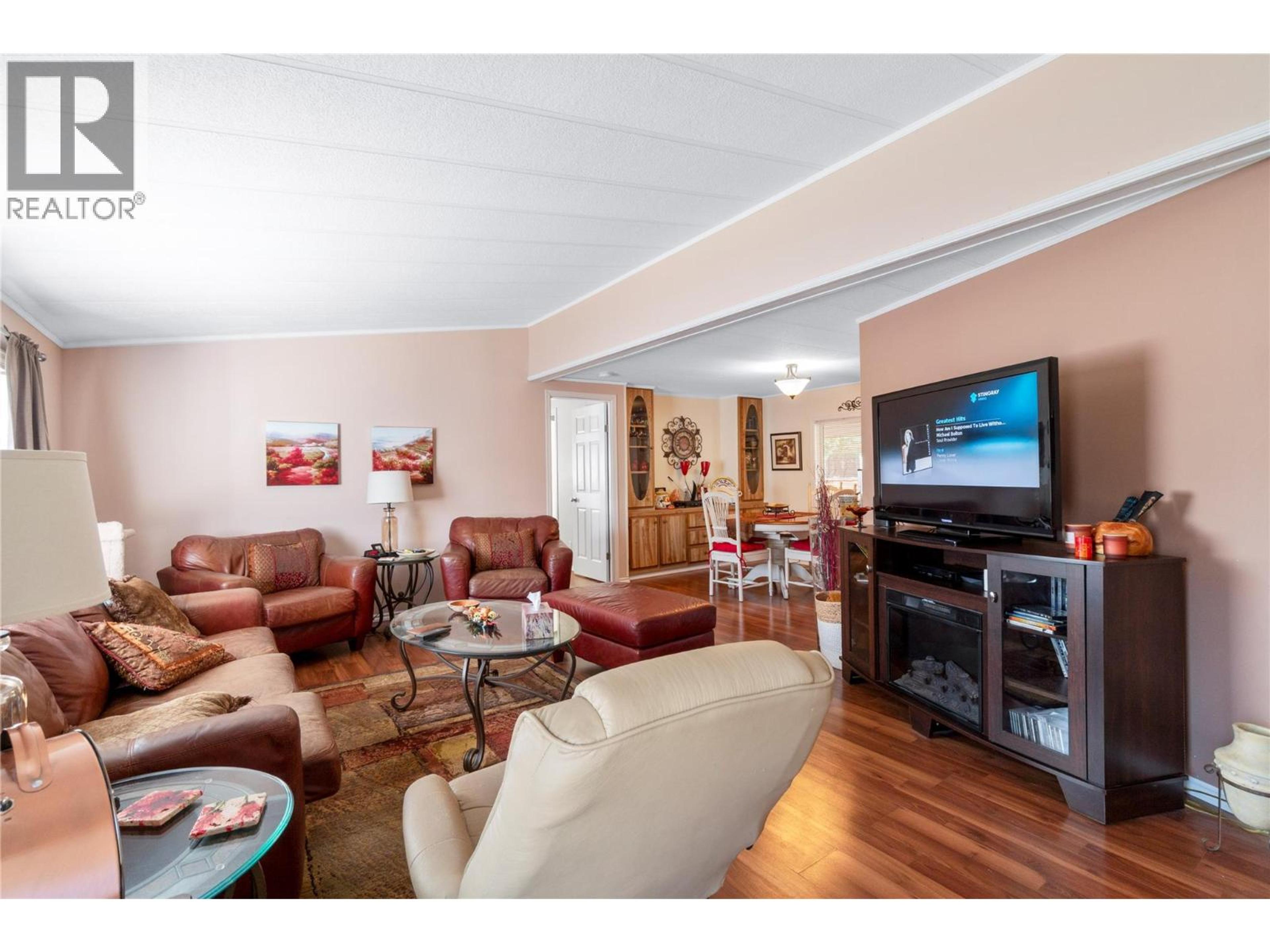 #16 1361 30 STREET SE - Image 16