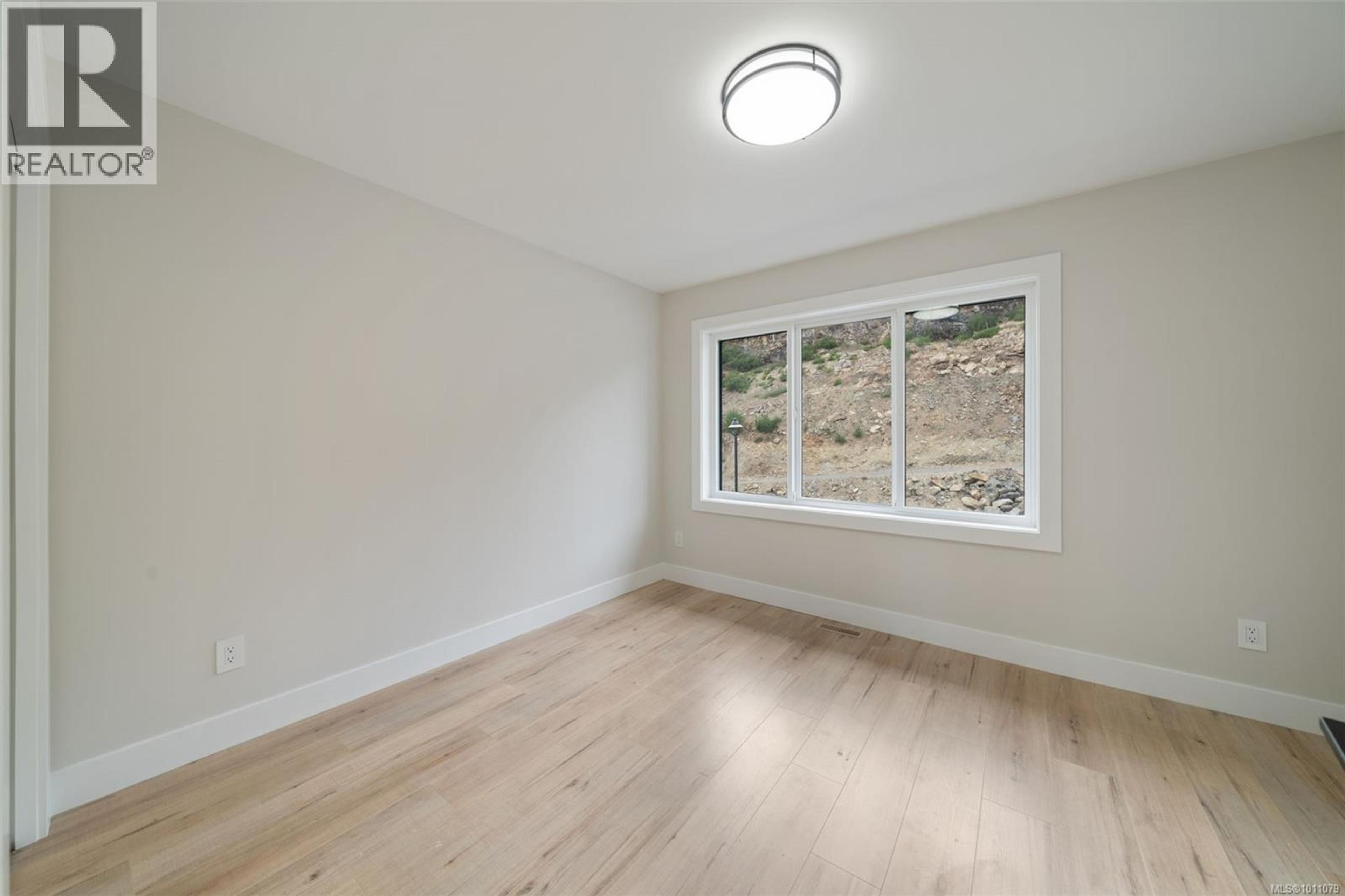 2210 ARCHER GATE - Image 35