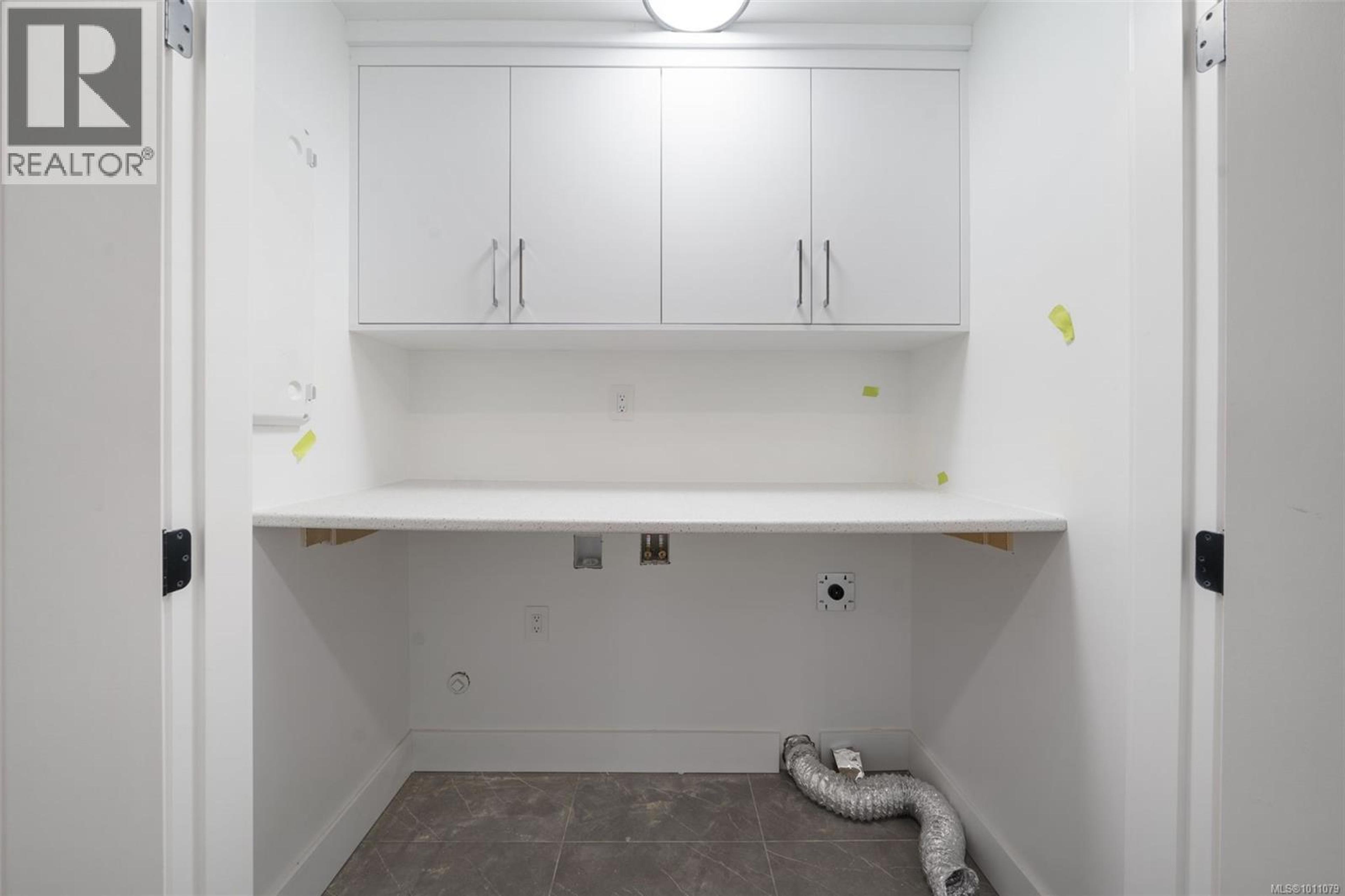 2210 ARCHER GATE - Image 38
