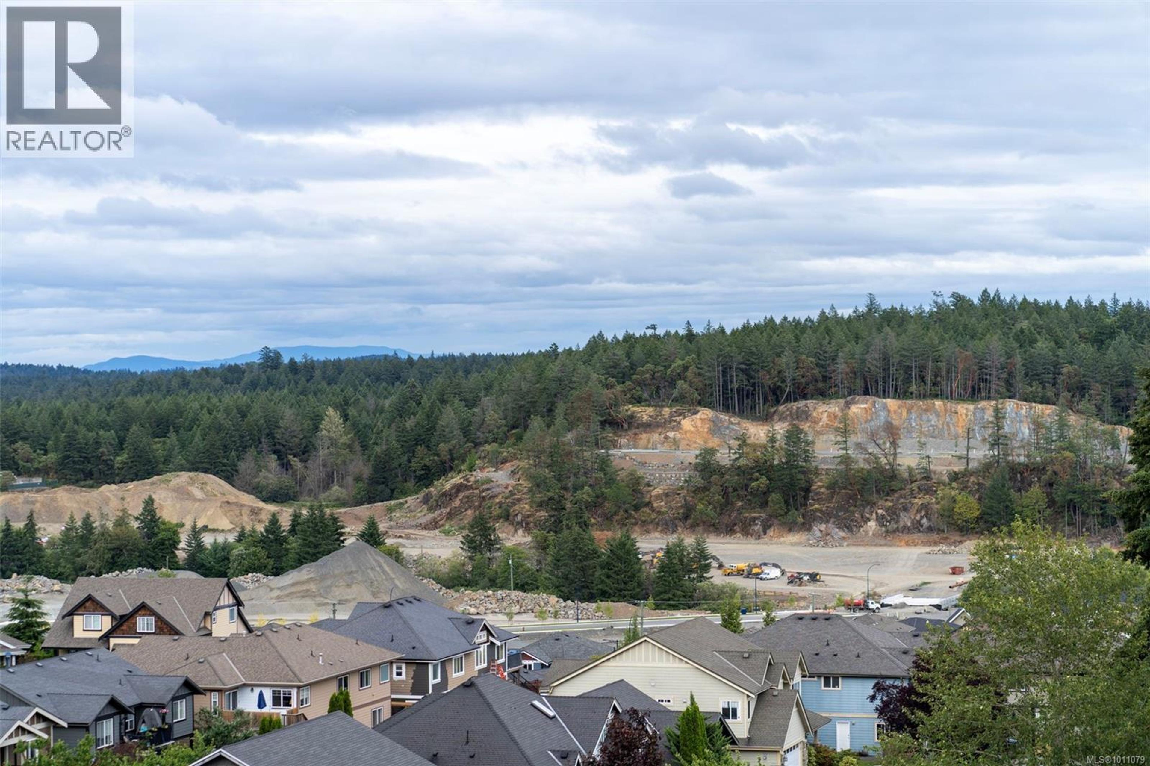 2210 ARCHER GATE - Image 4