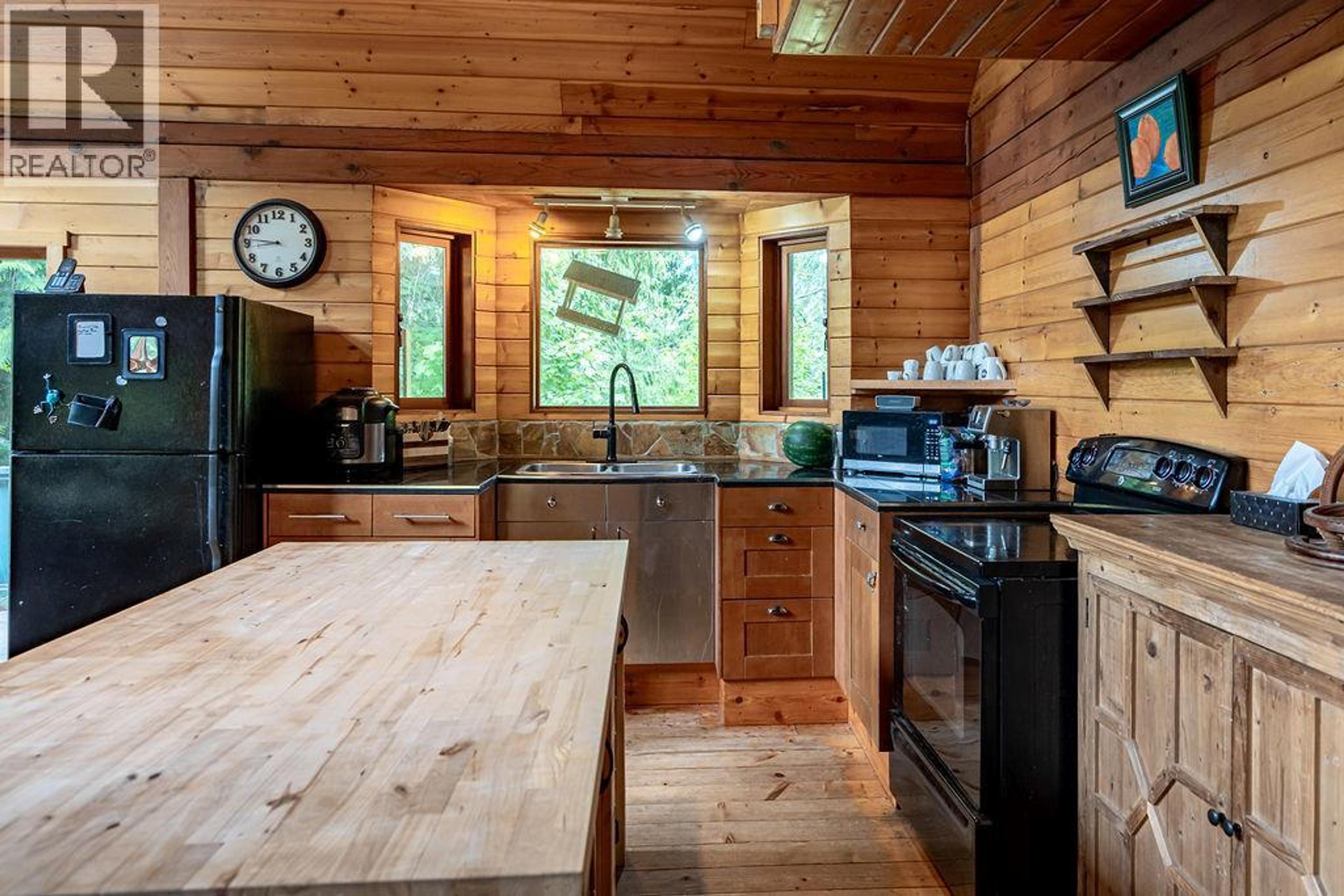 2987 SLOCAN VALLEY ROAD W ROAD - Image 17