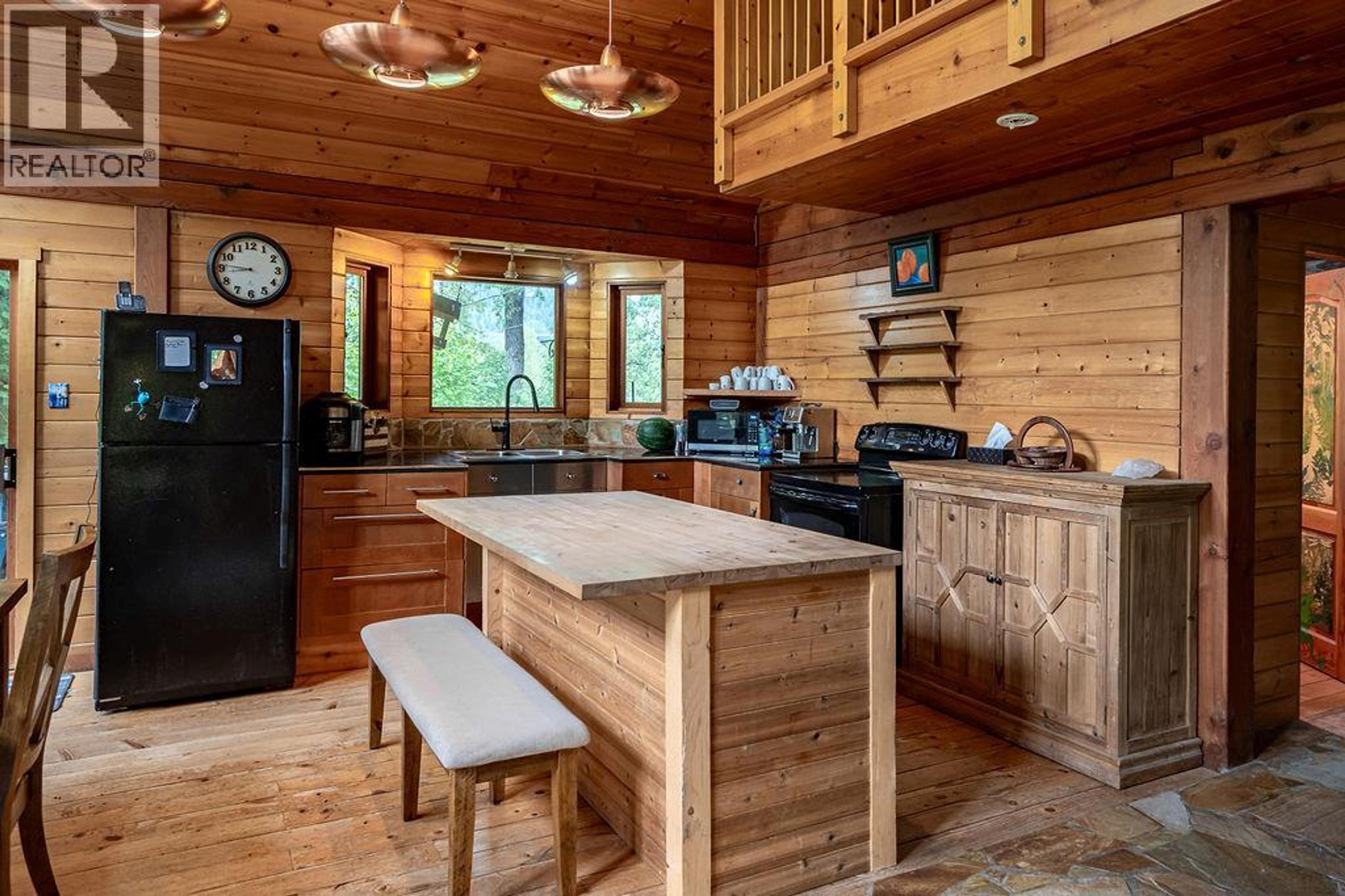 2987 SLOCAN VALLEY ROAD W ROAD - Image 16