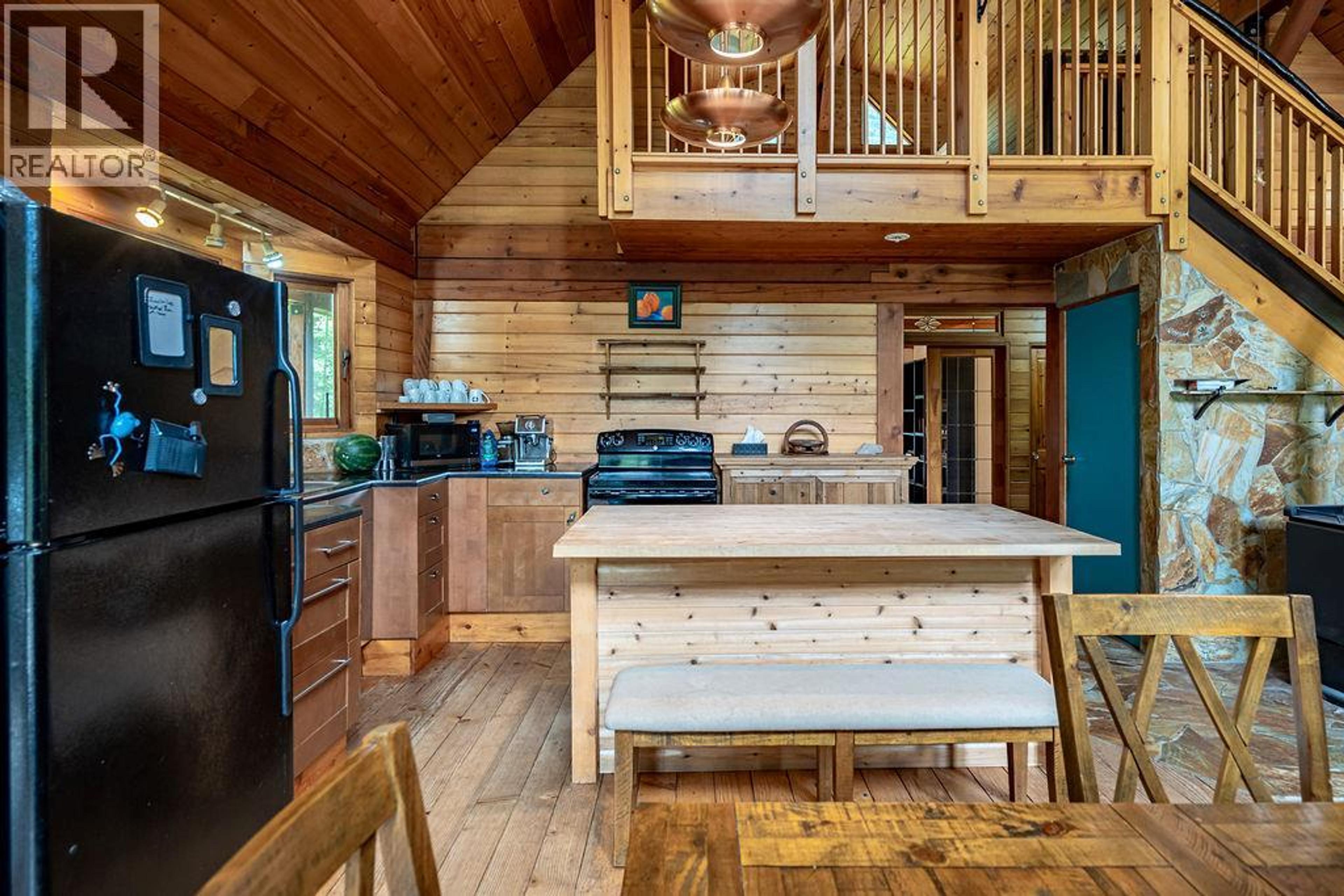 2987 SLOCAN VALLEY ROAD W ROAD - Image 15