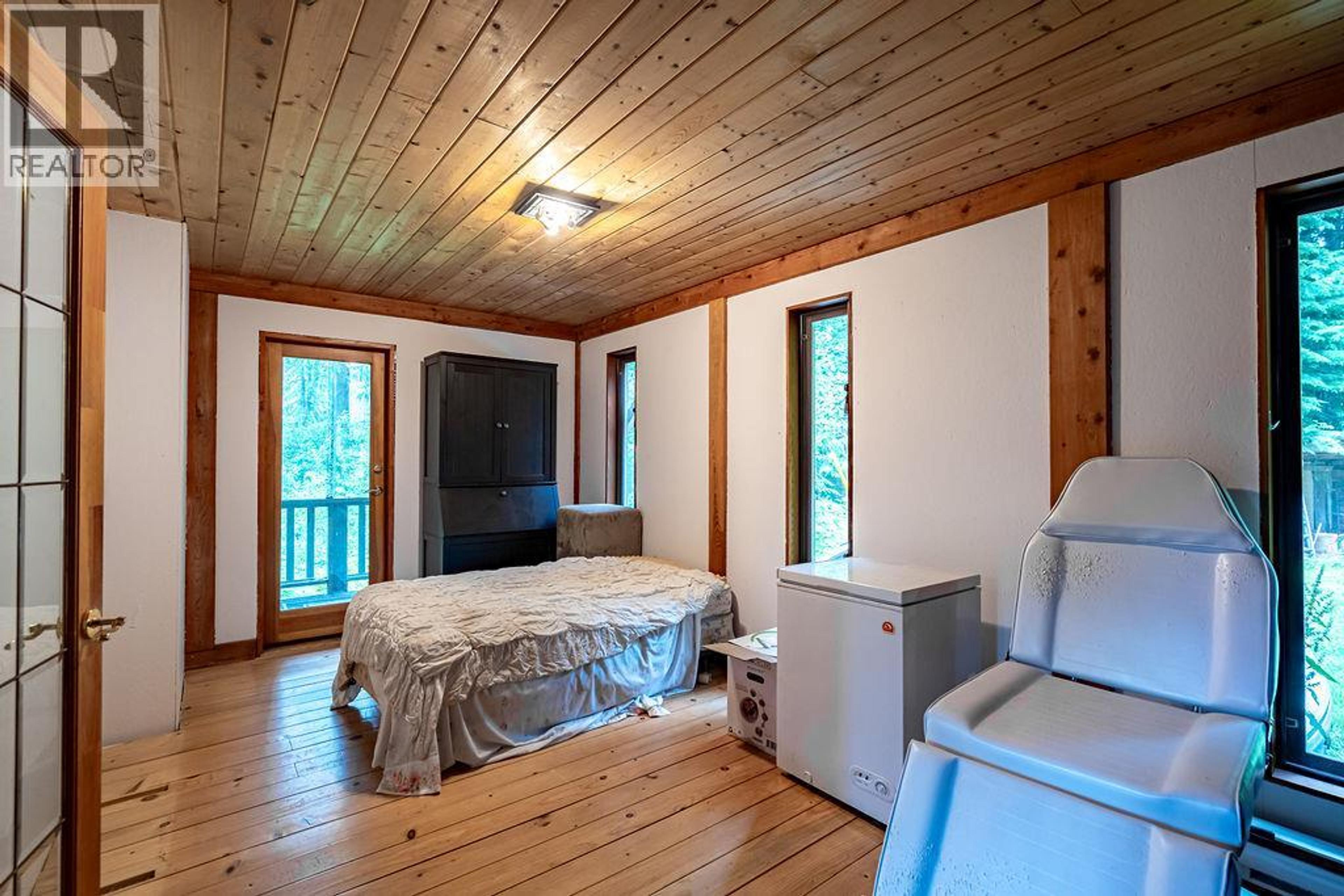 2987 SLOCAN VALLEY ROAD W ROAD - Image 19