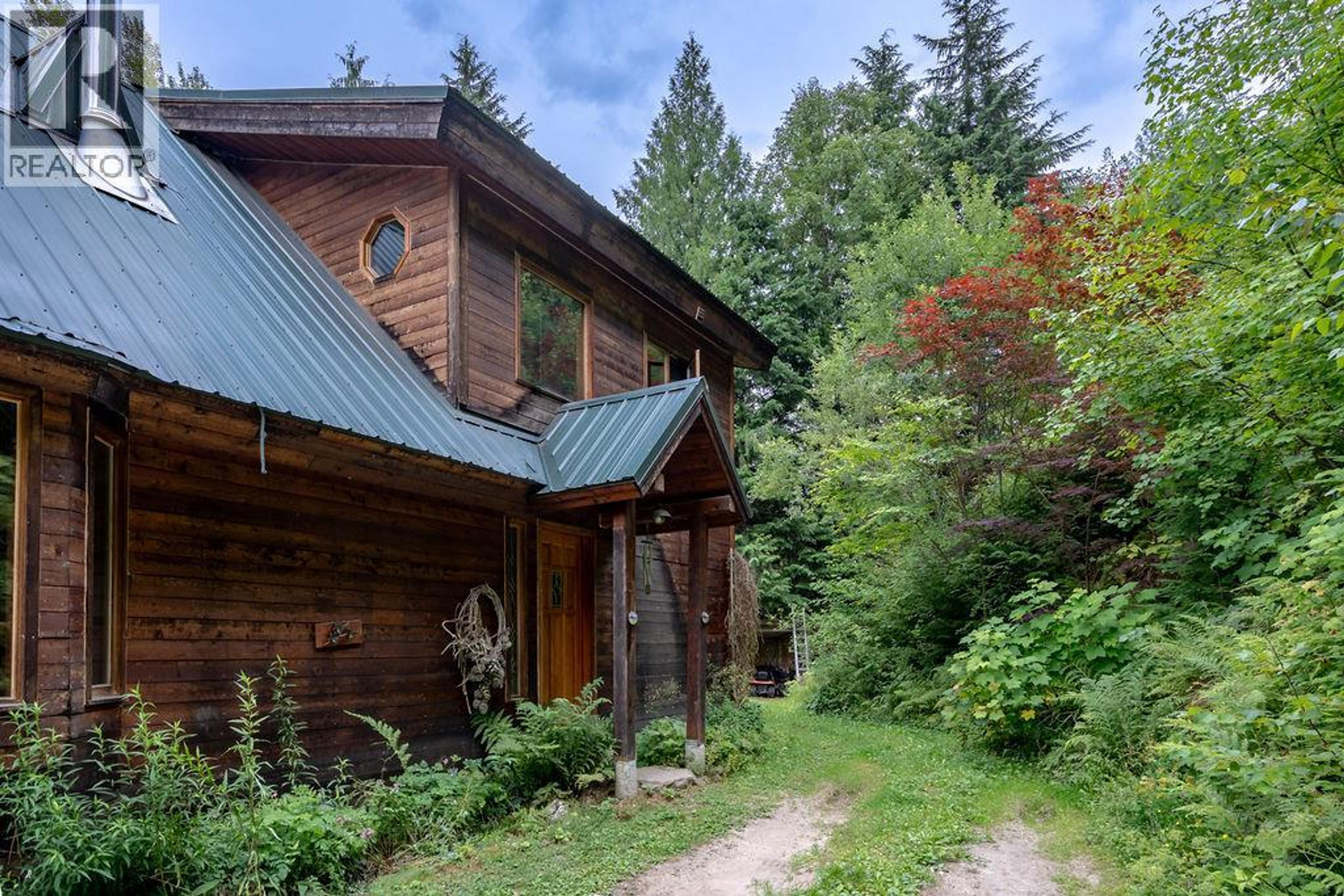 2987 SLOCAN VALLEY ROAD W ROAD - Image 40