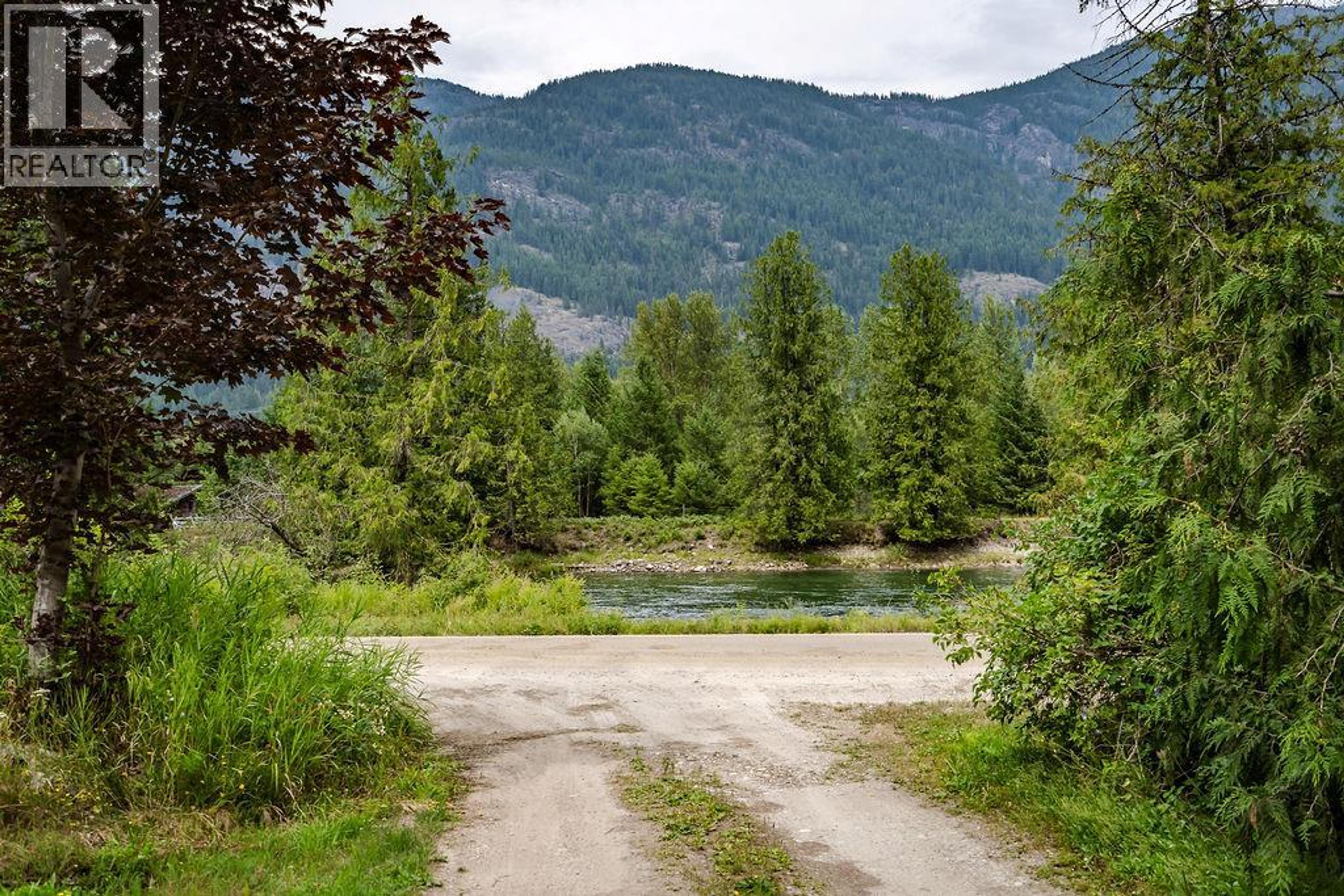 2987 SLOCAN VALLEY ROAD W ROAD - Image 50