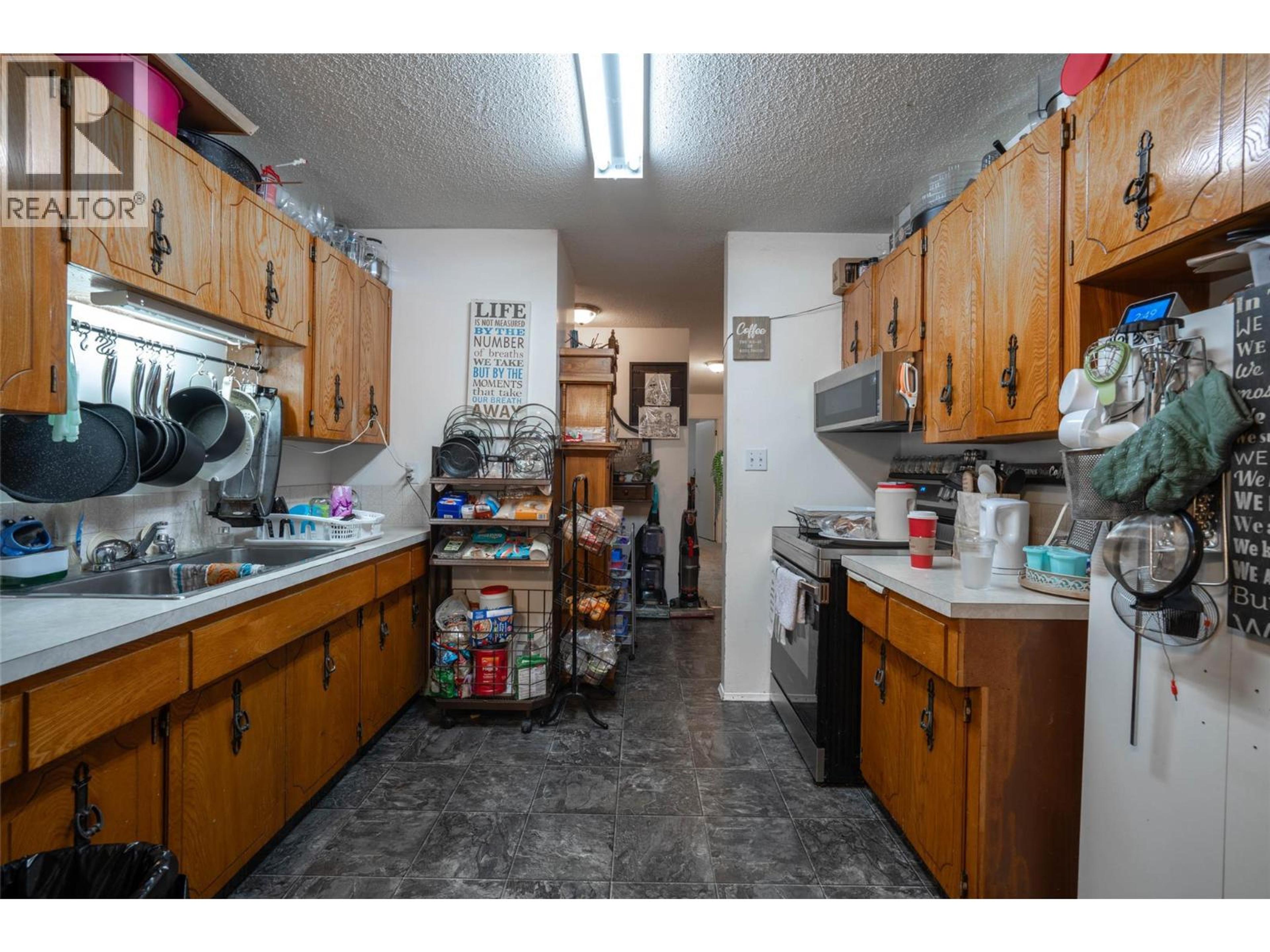 3710 25 AVENUE - Image 5