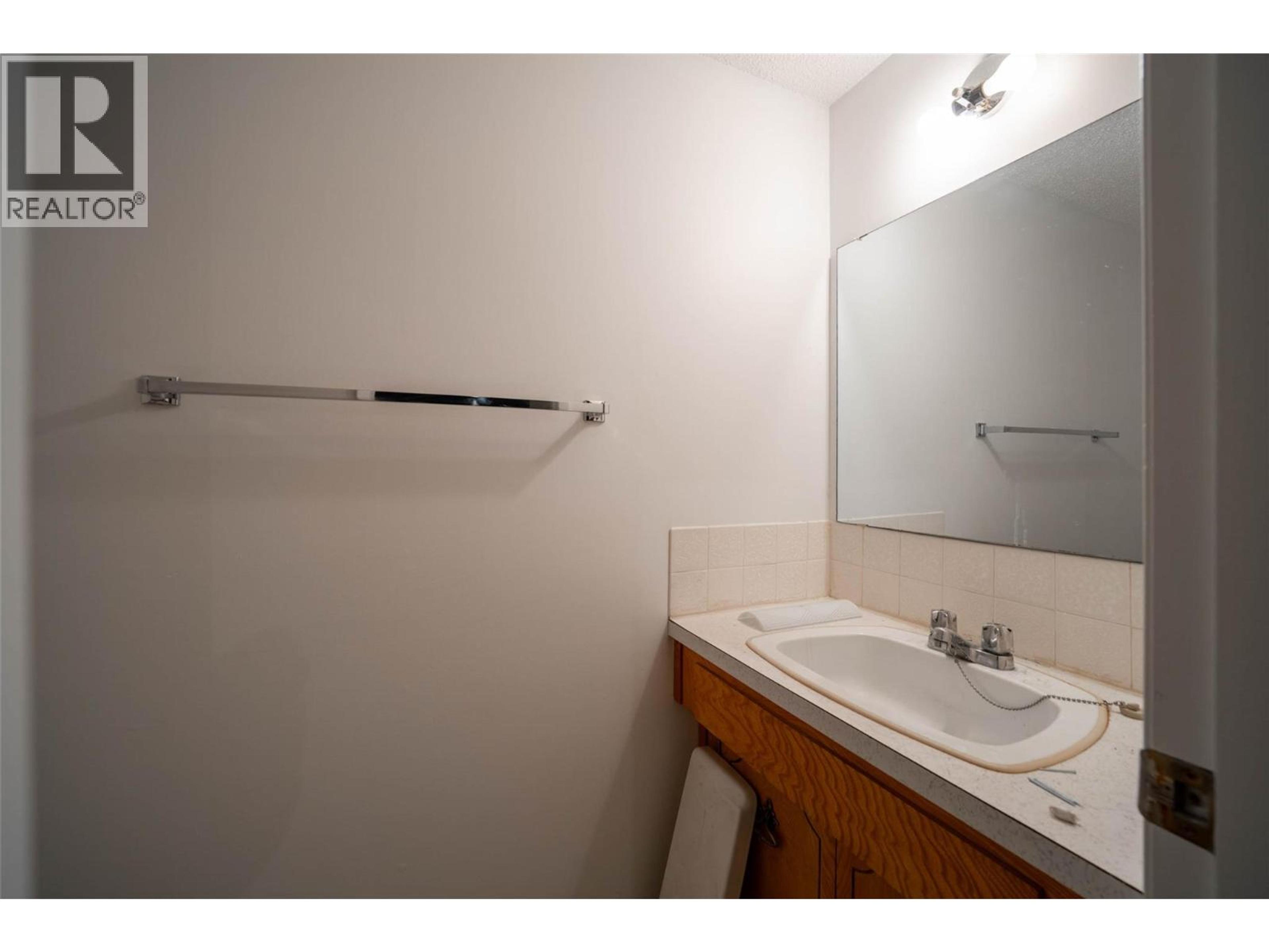 3710 25 AVENUE - Image 52
