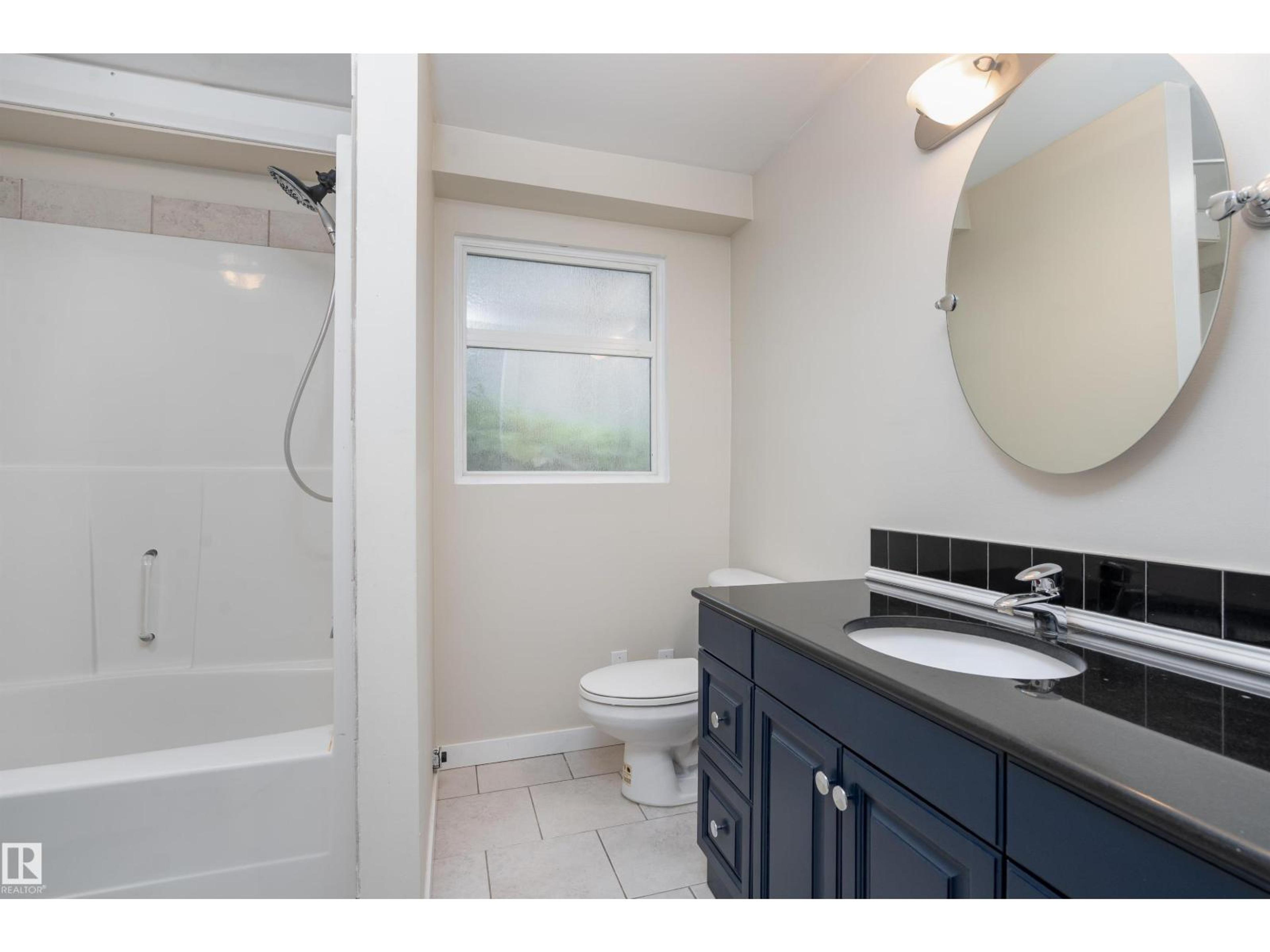 10015 97 AV NW - Image 47
