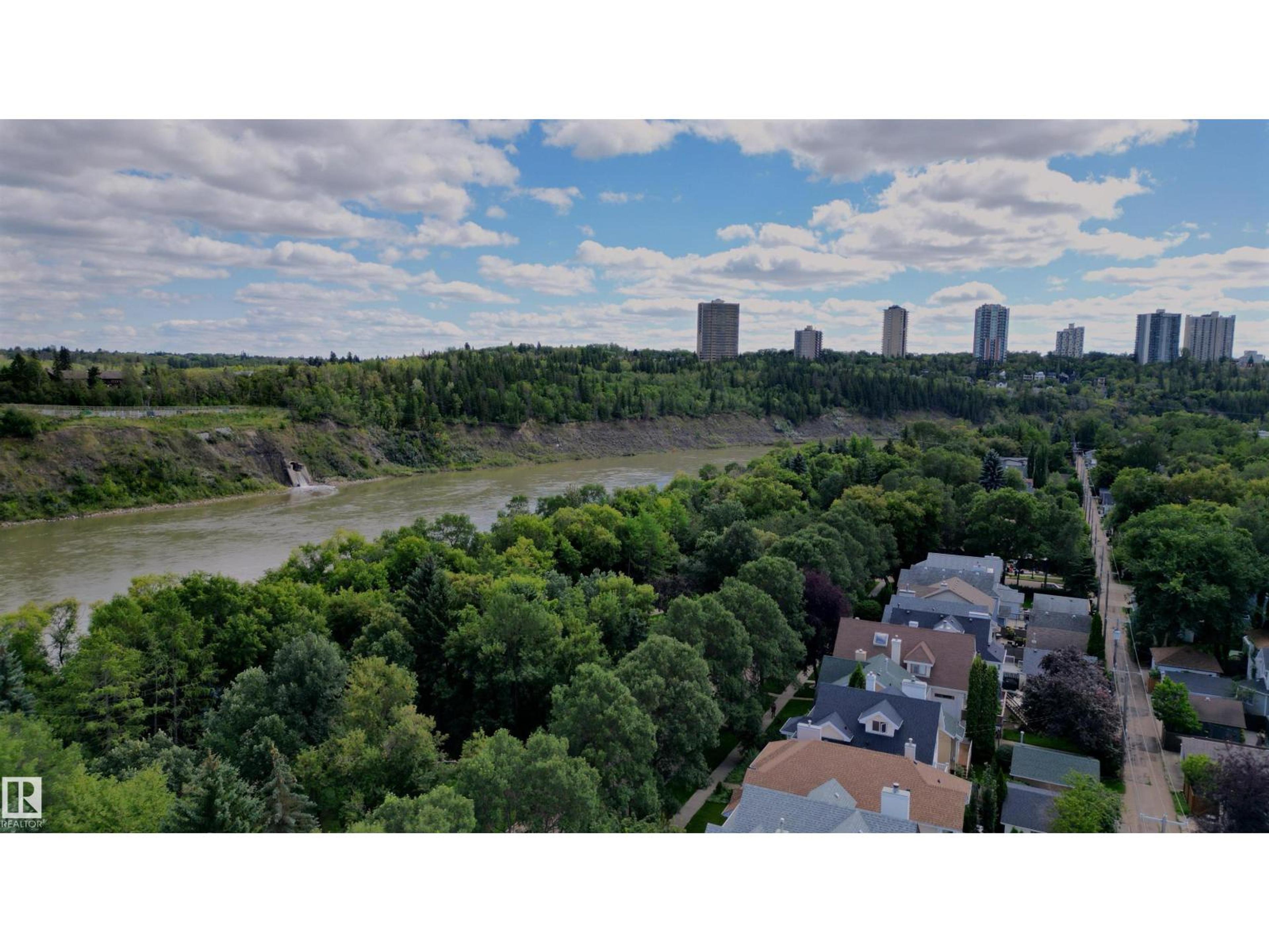 10015 97 AV NW - Image 69