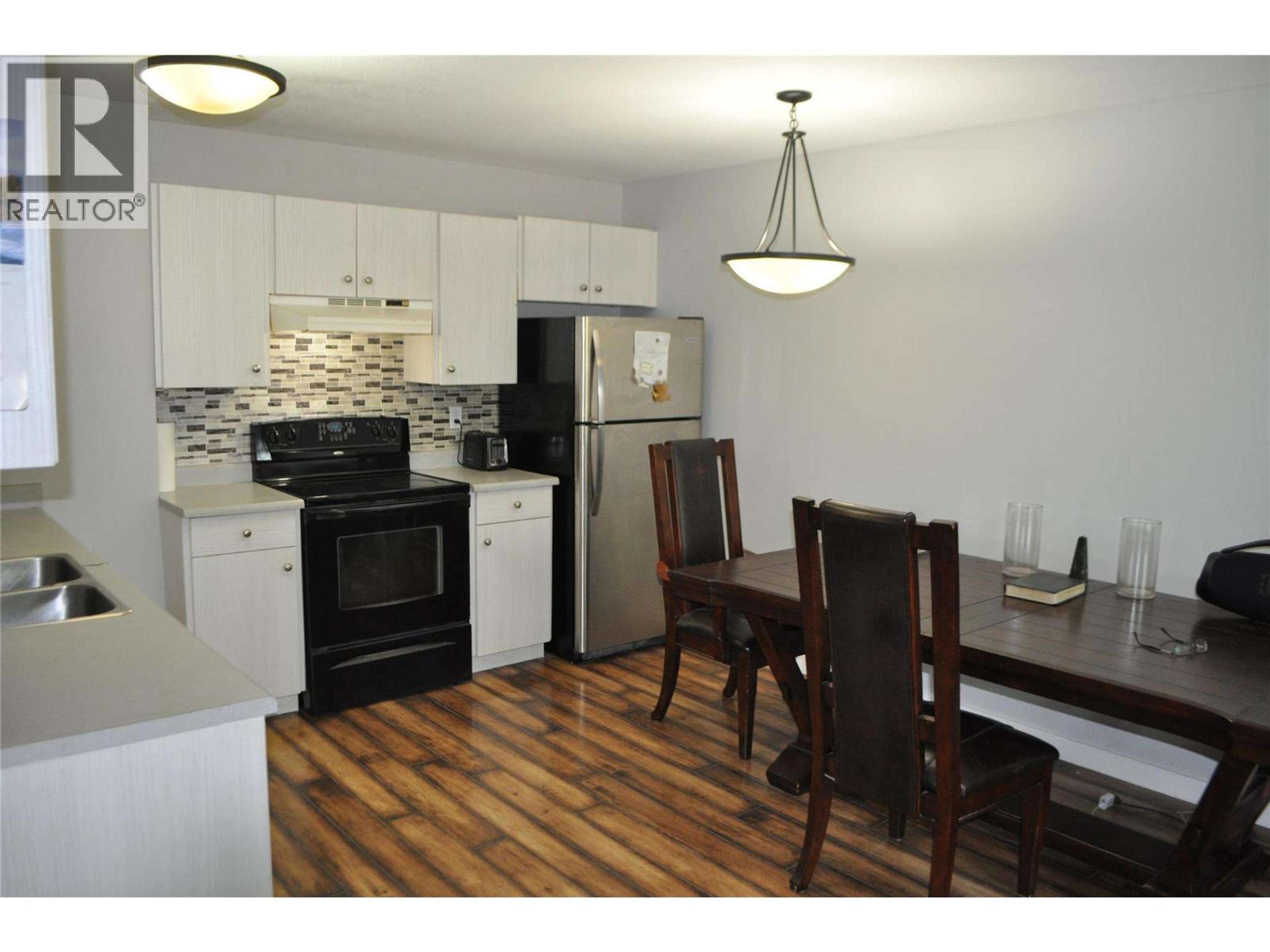 #109 1047 MIDDLETON WAY - Image 3