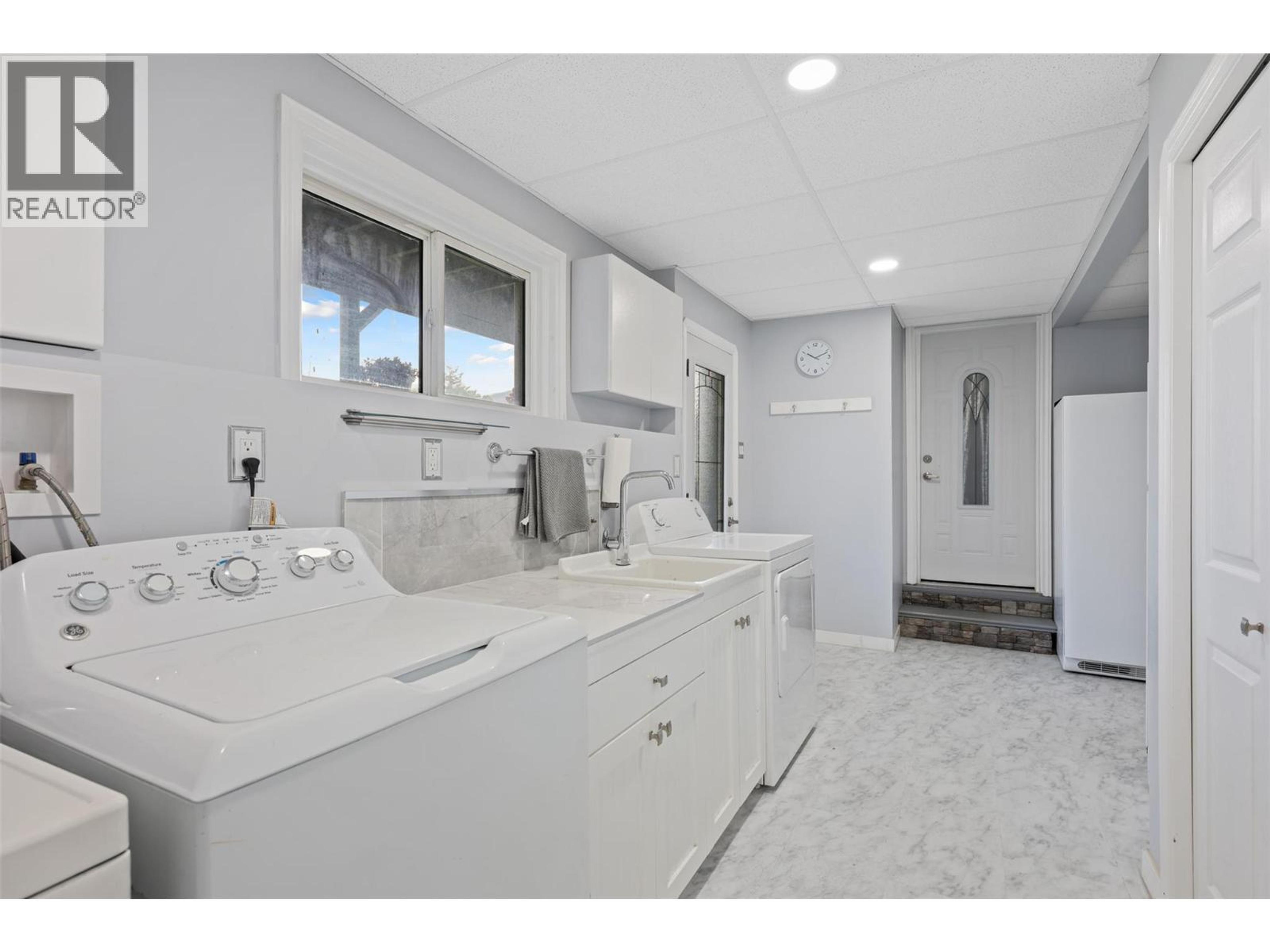 1278 KIMBERLEY CRESCENT - Image 31