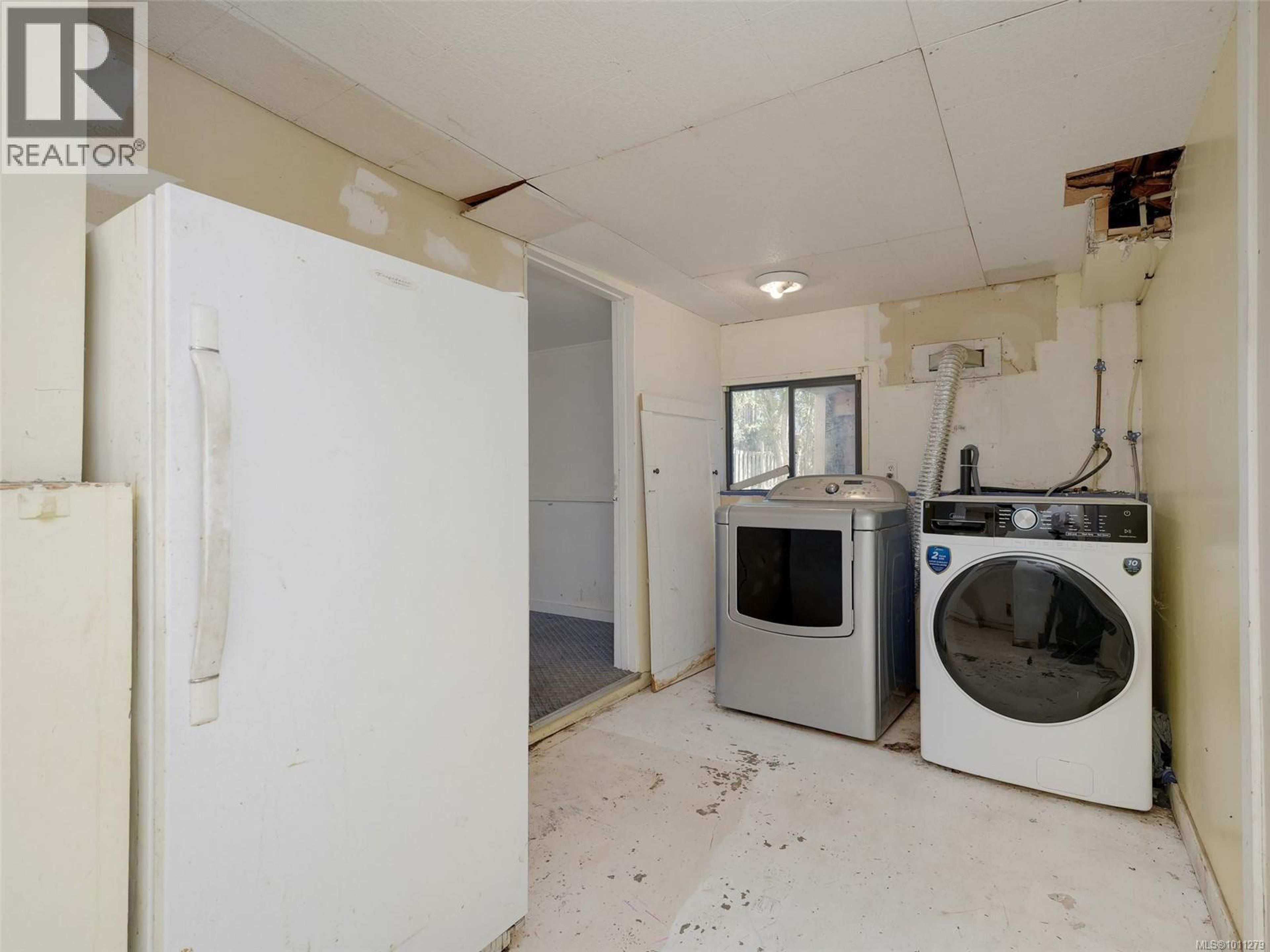 2707 FOUL BAY RD - Image 17