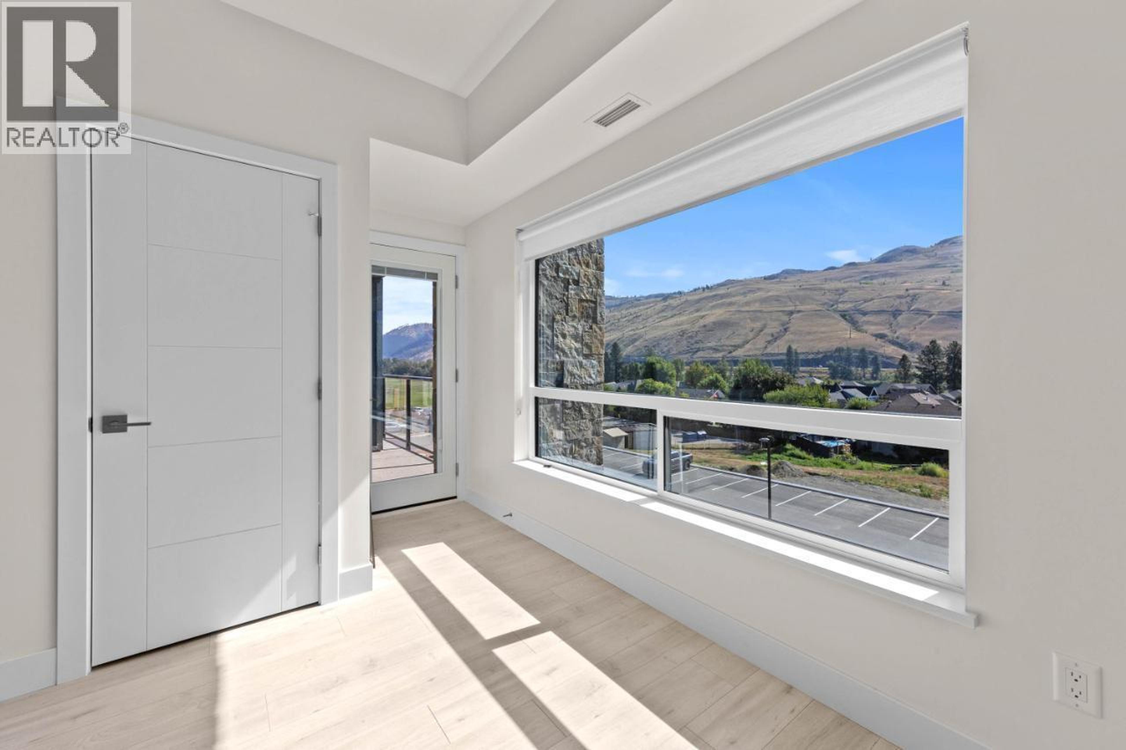 #206 651 DUNES DRIVE - Image 13