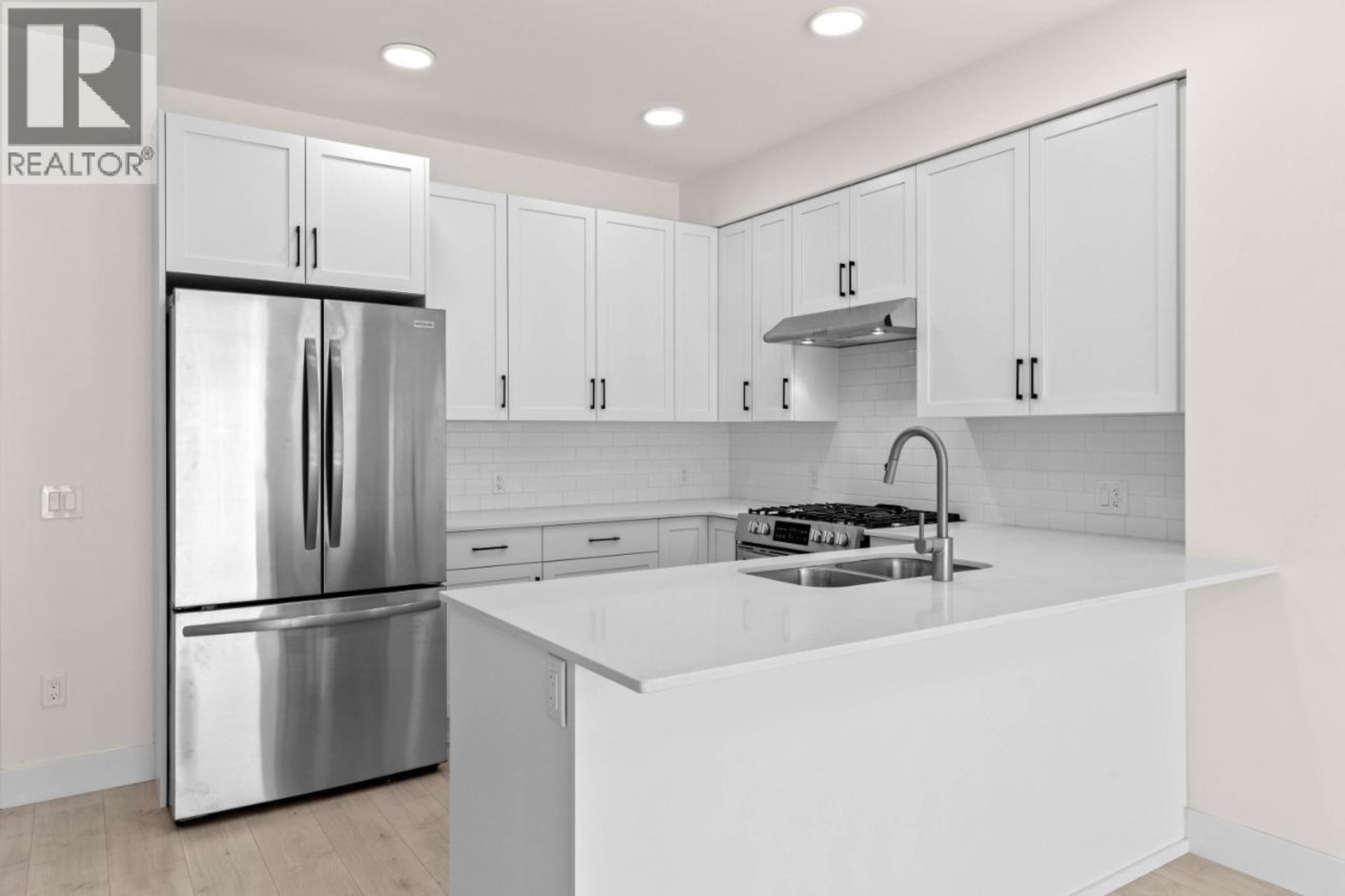 #206 651 DUNES DRIVE - Image 7